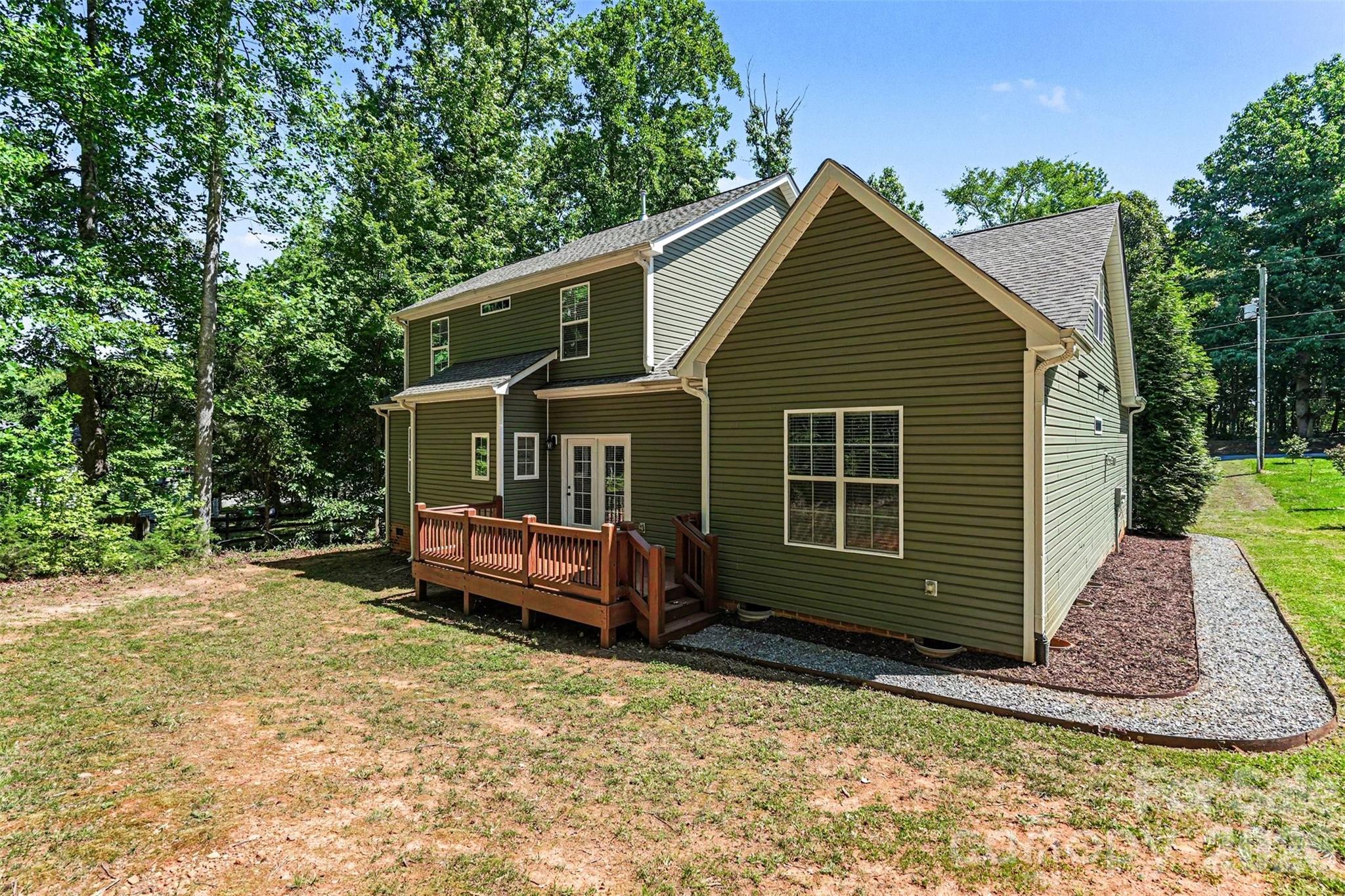 4433 Brookwood Road — Charlotte