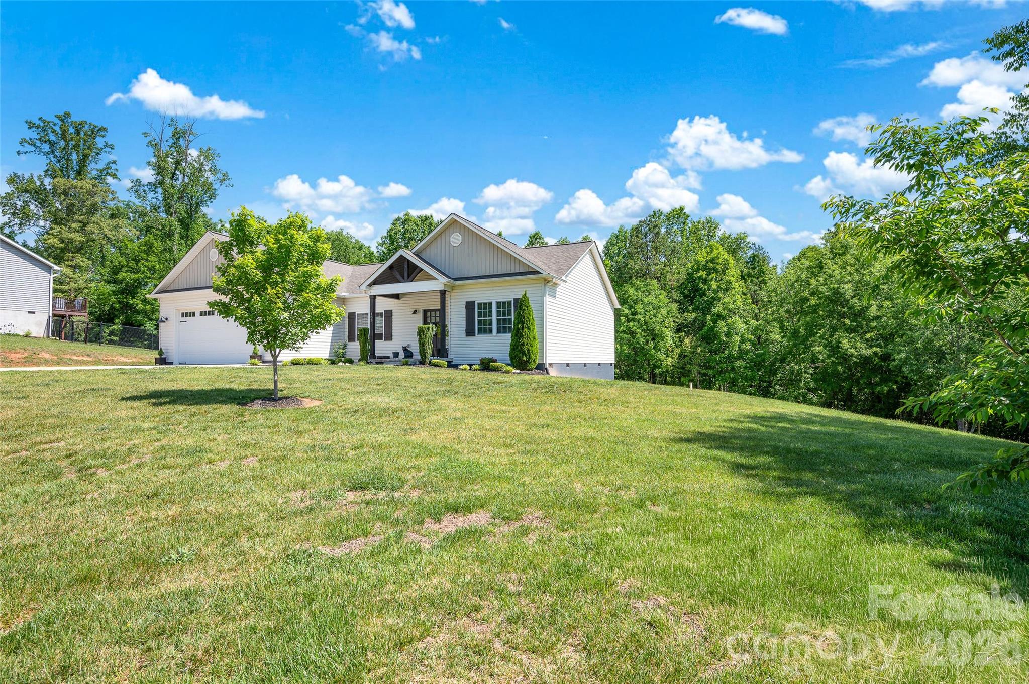 183 Falling Creek Drive — Statesville