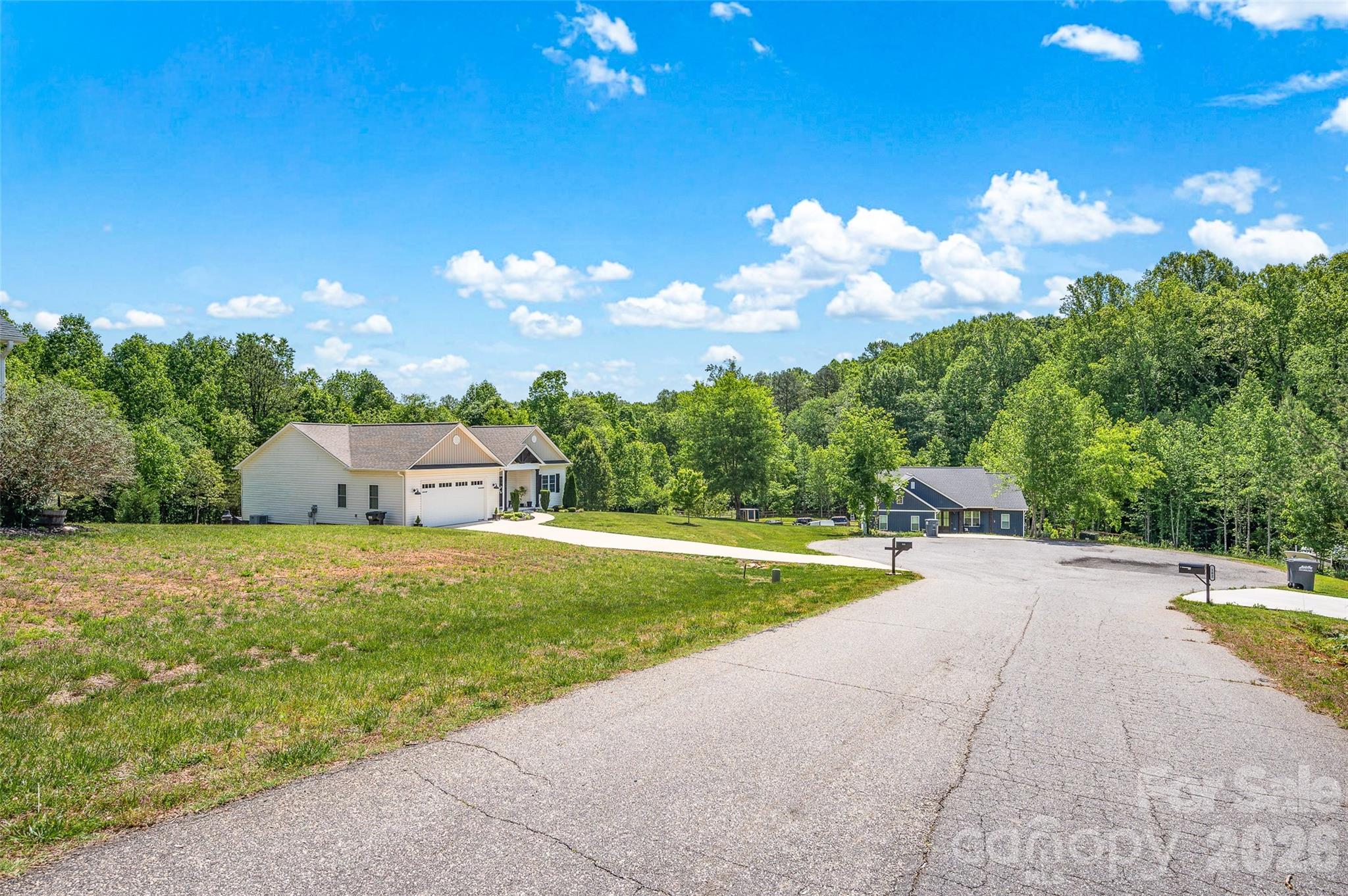 183 Falling Creek Drive — Statesville