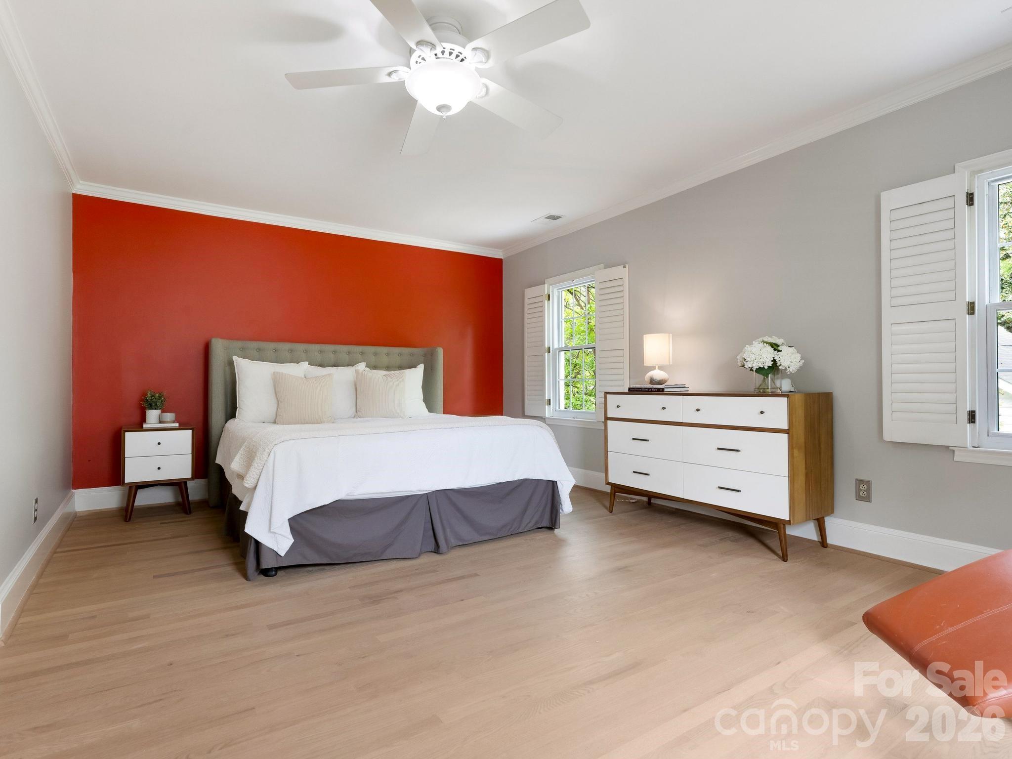 225 Altondale Avenue — Charlotte