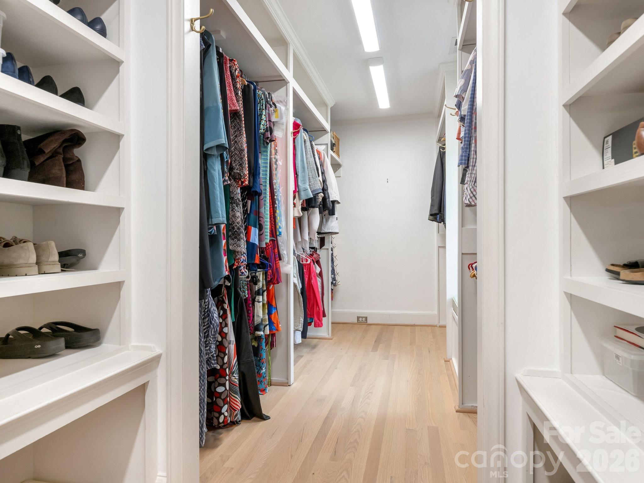 225 Altondale Avenue — Charlotte