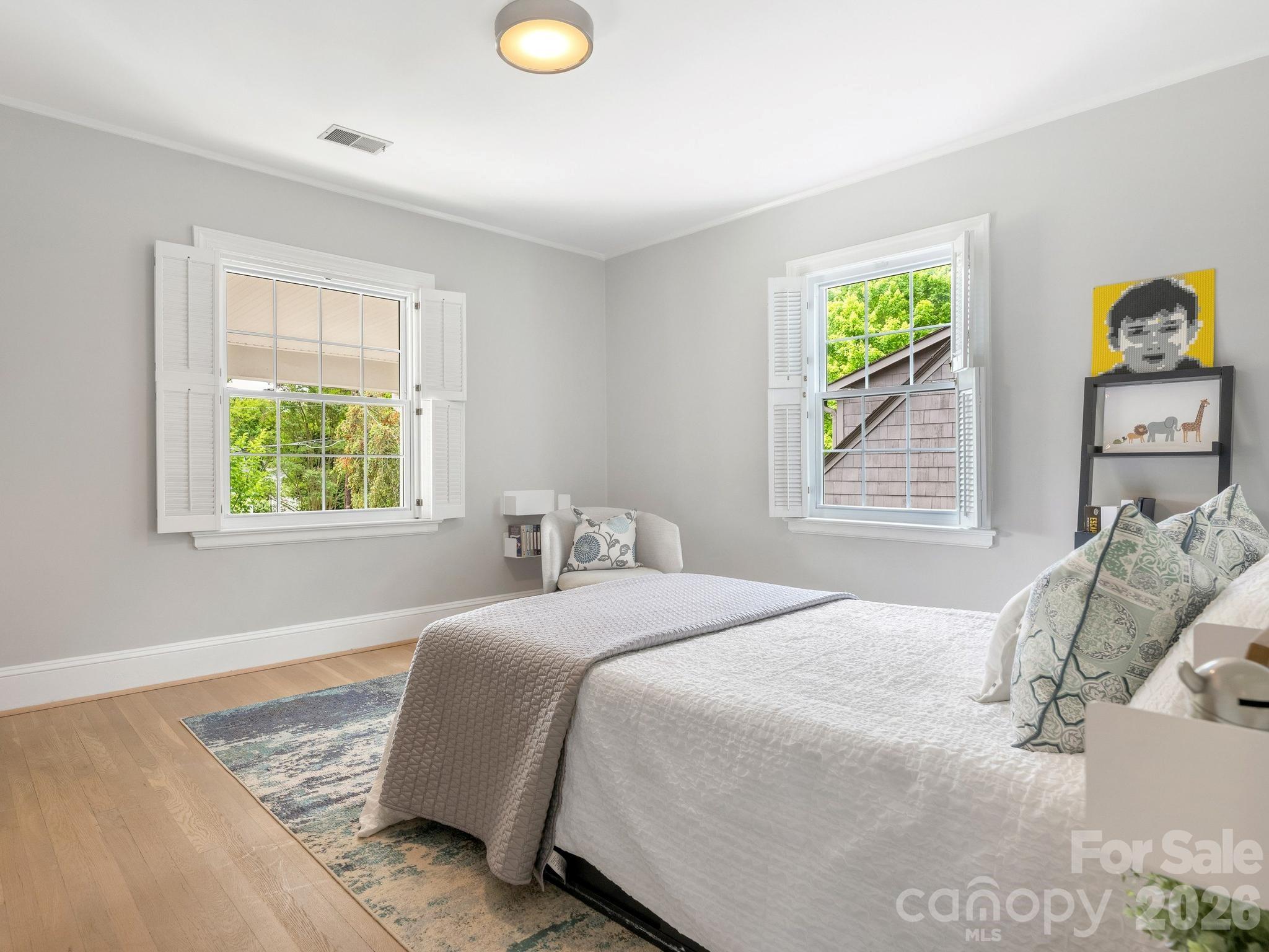 225 Altondale Avenue — Charlotte