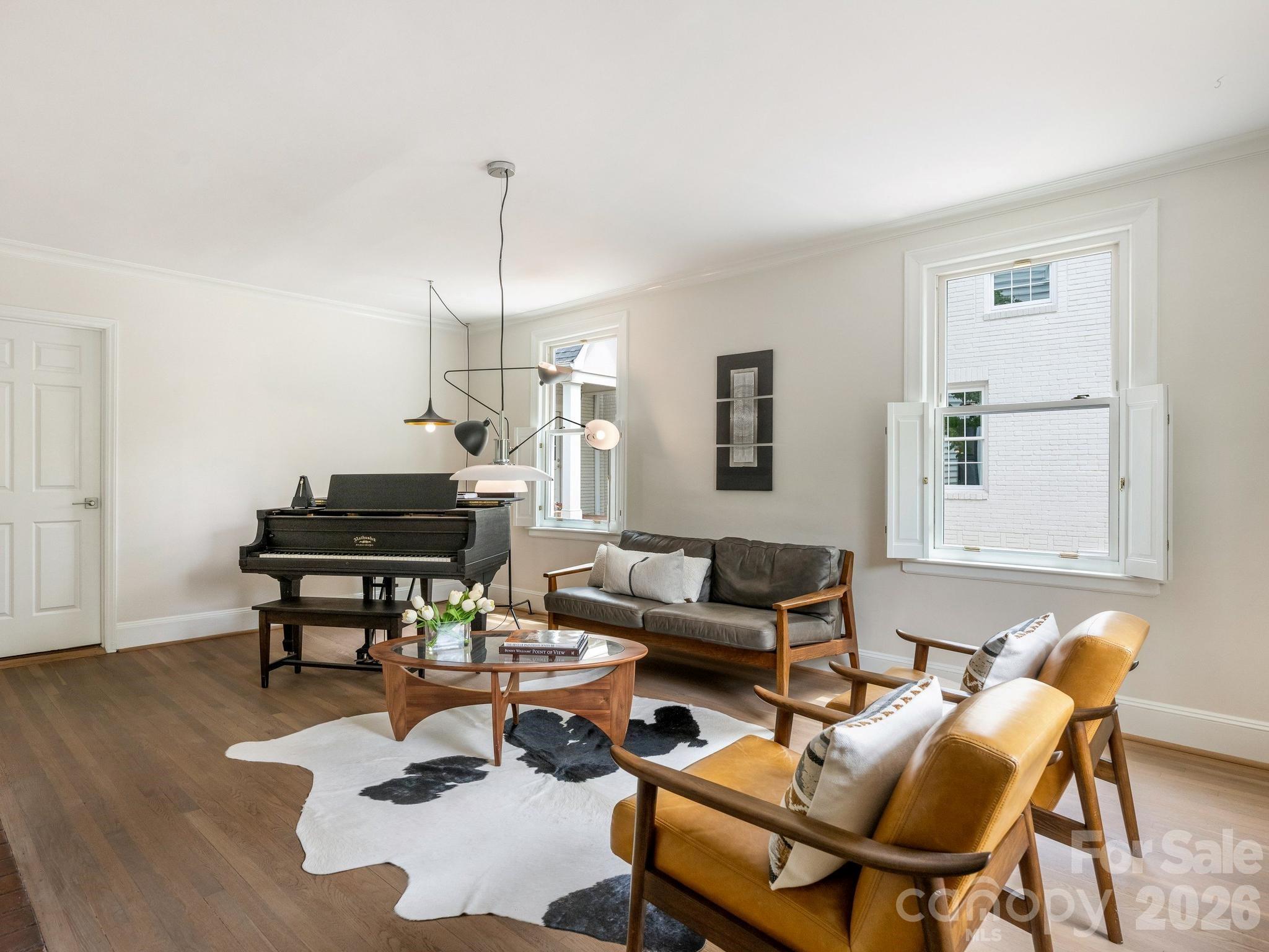 225 Altondale Avenue — Charlotte