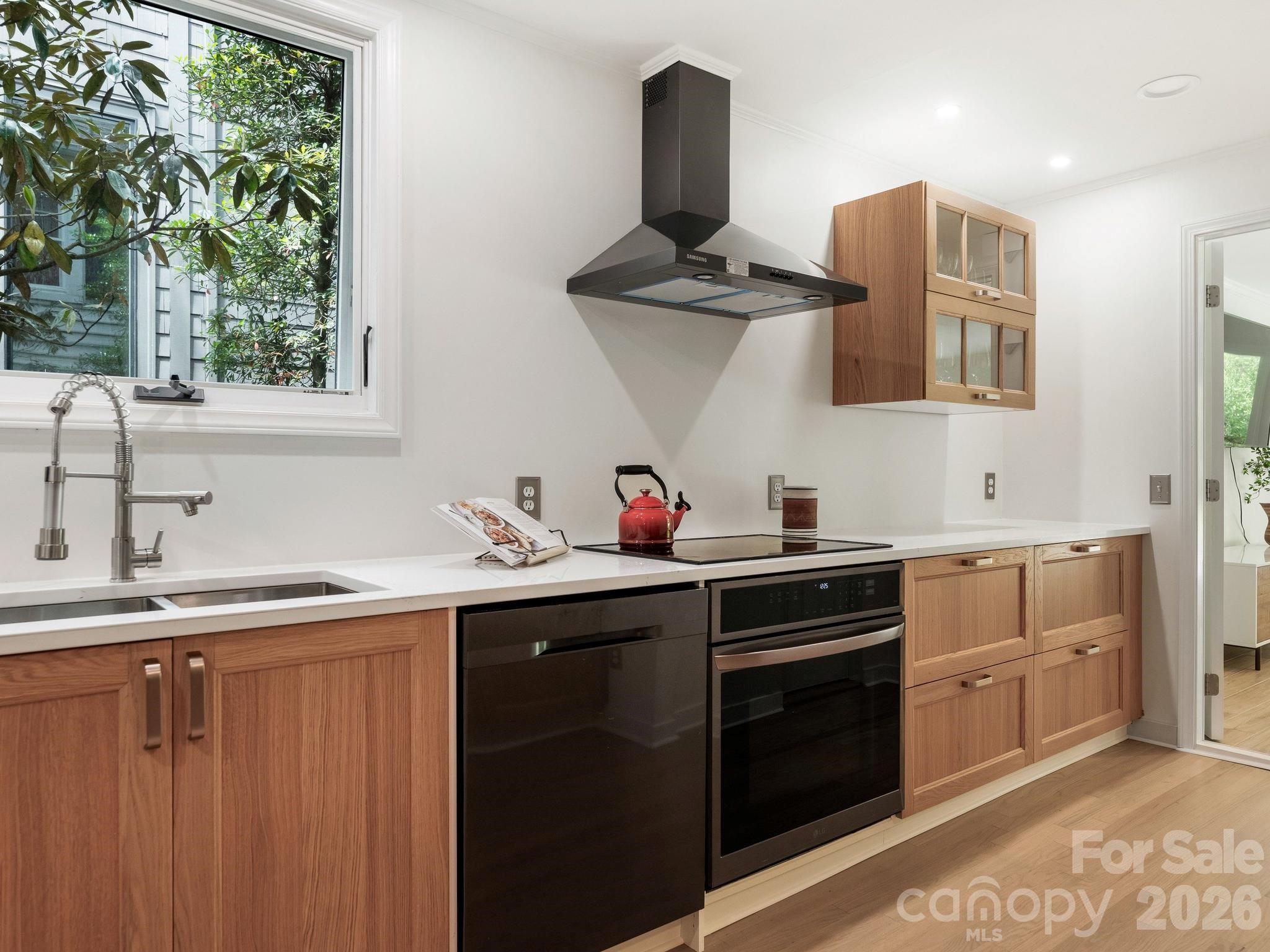 225 Altondale Avenue — Charlotte