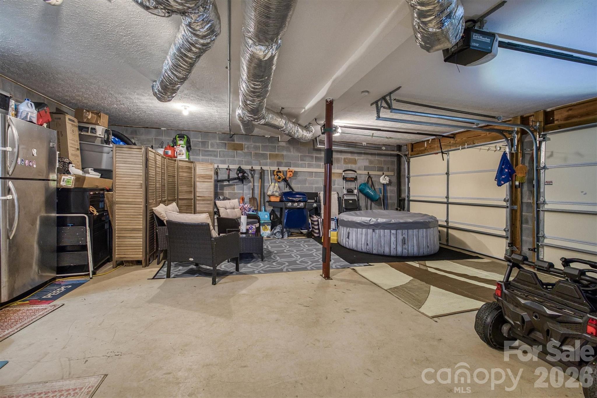 1102 Allman Ridge Road — Morganton