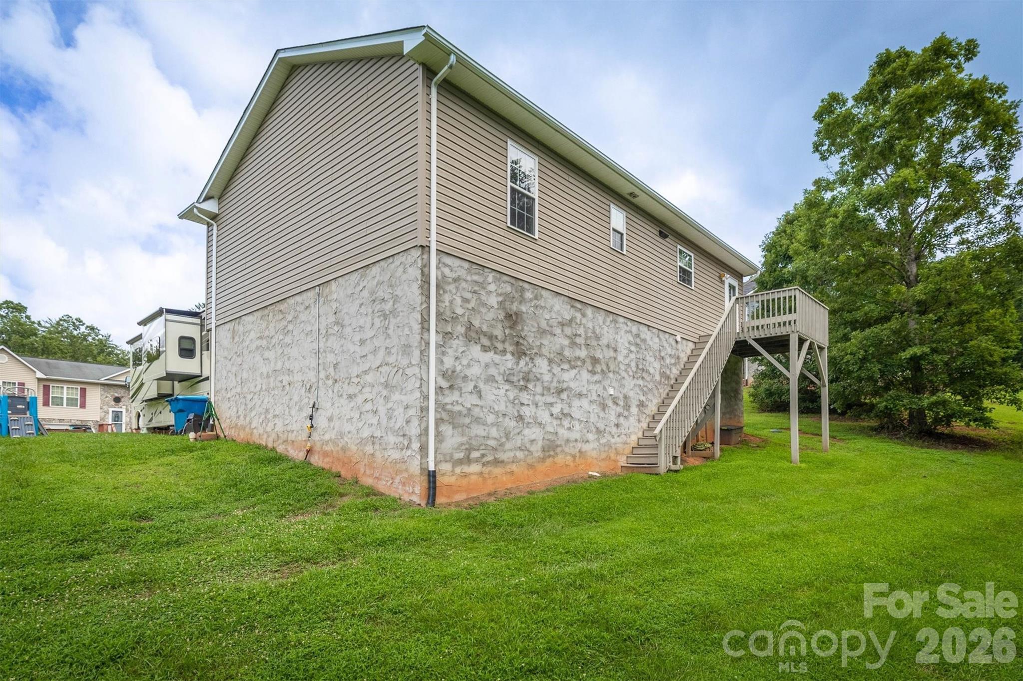 1102 Allman Ridge Road — Morganton