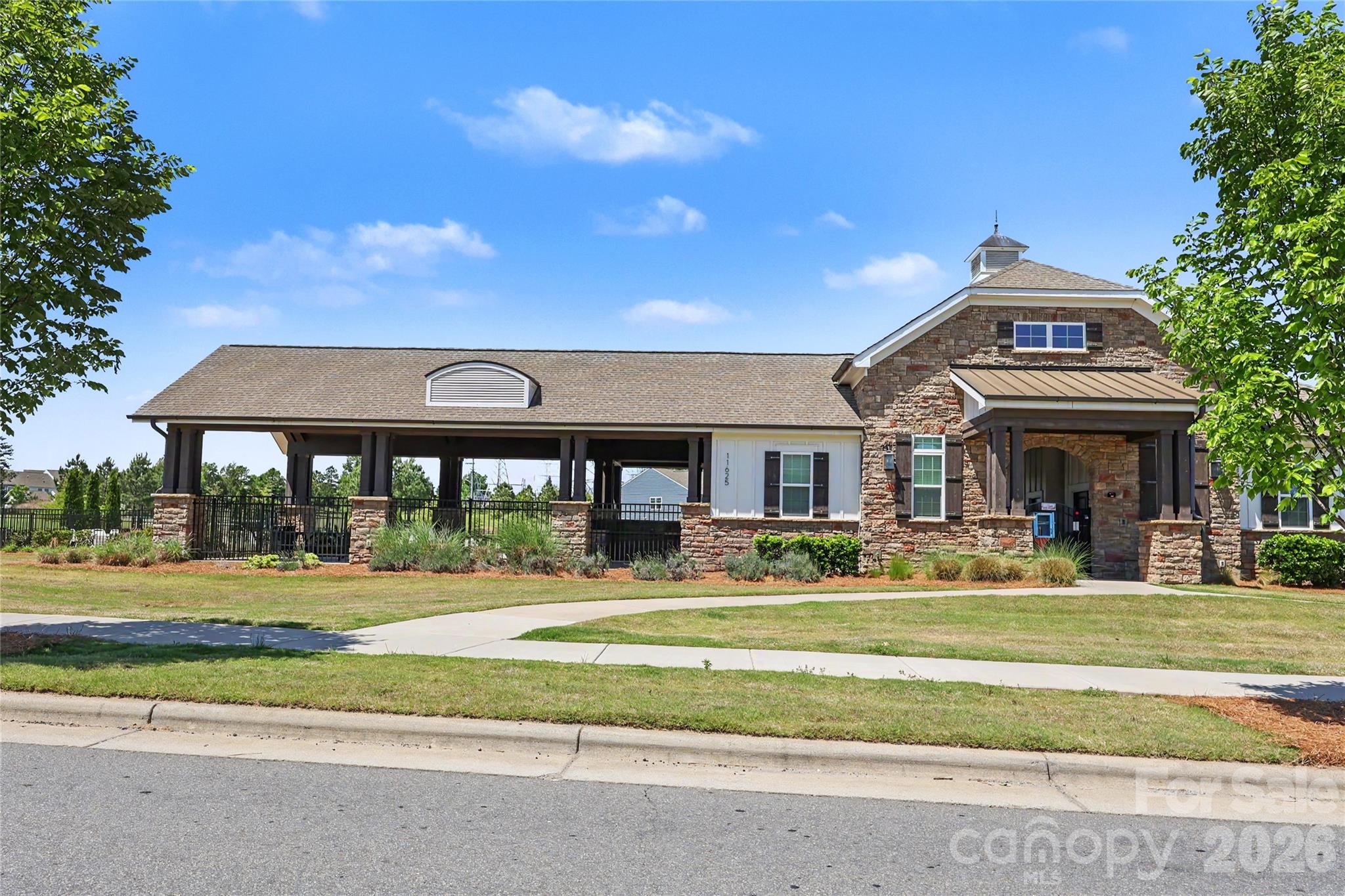 11221 Bryton Parkway — Huntersville