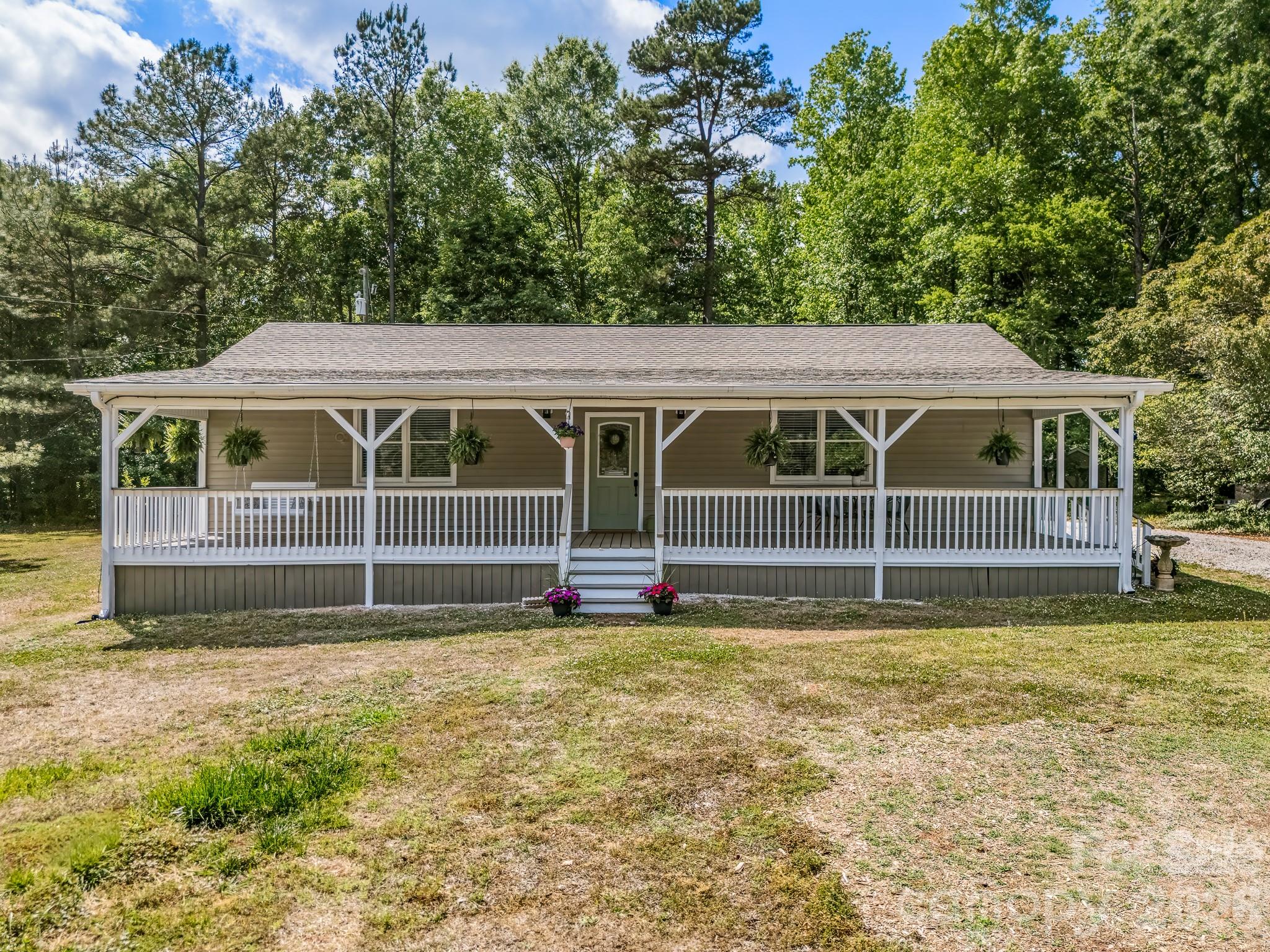 10718 Lancaster Highway — Waxhaw