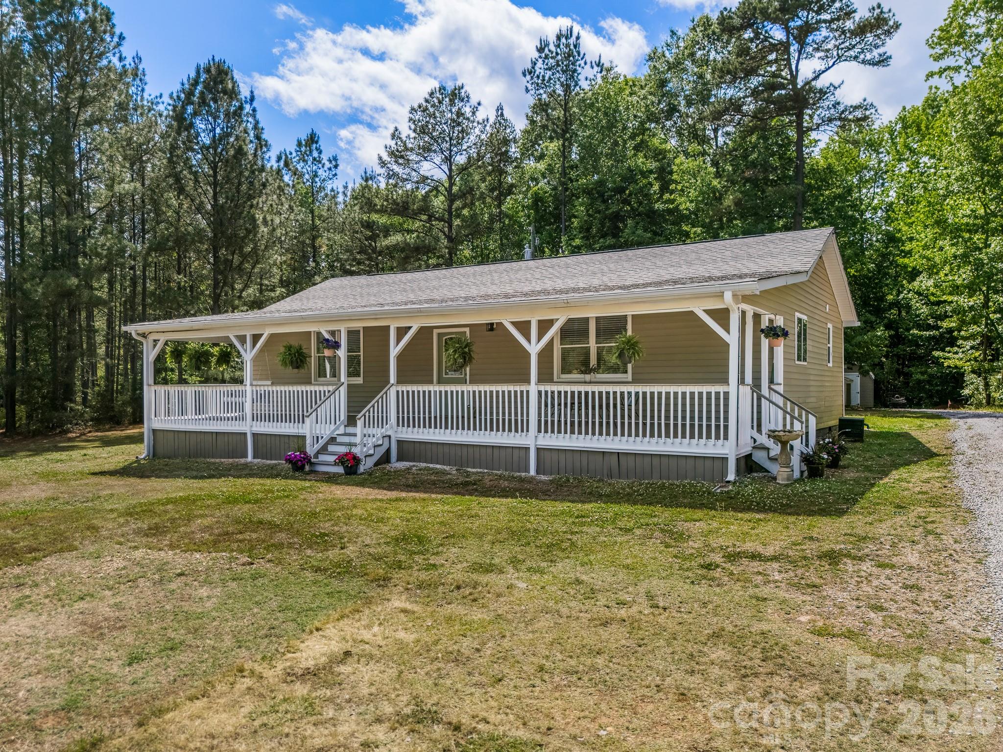 10718 Lancaster Highway — Waxhaw