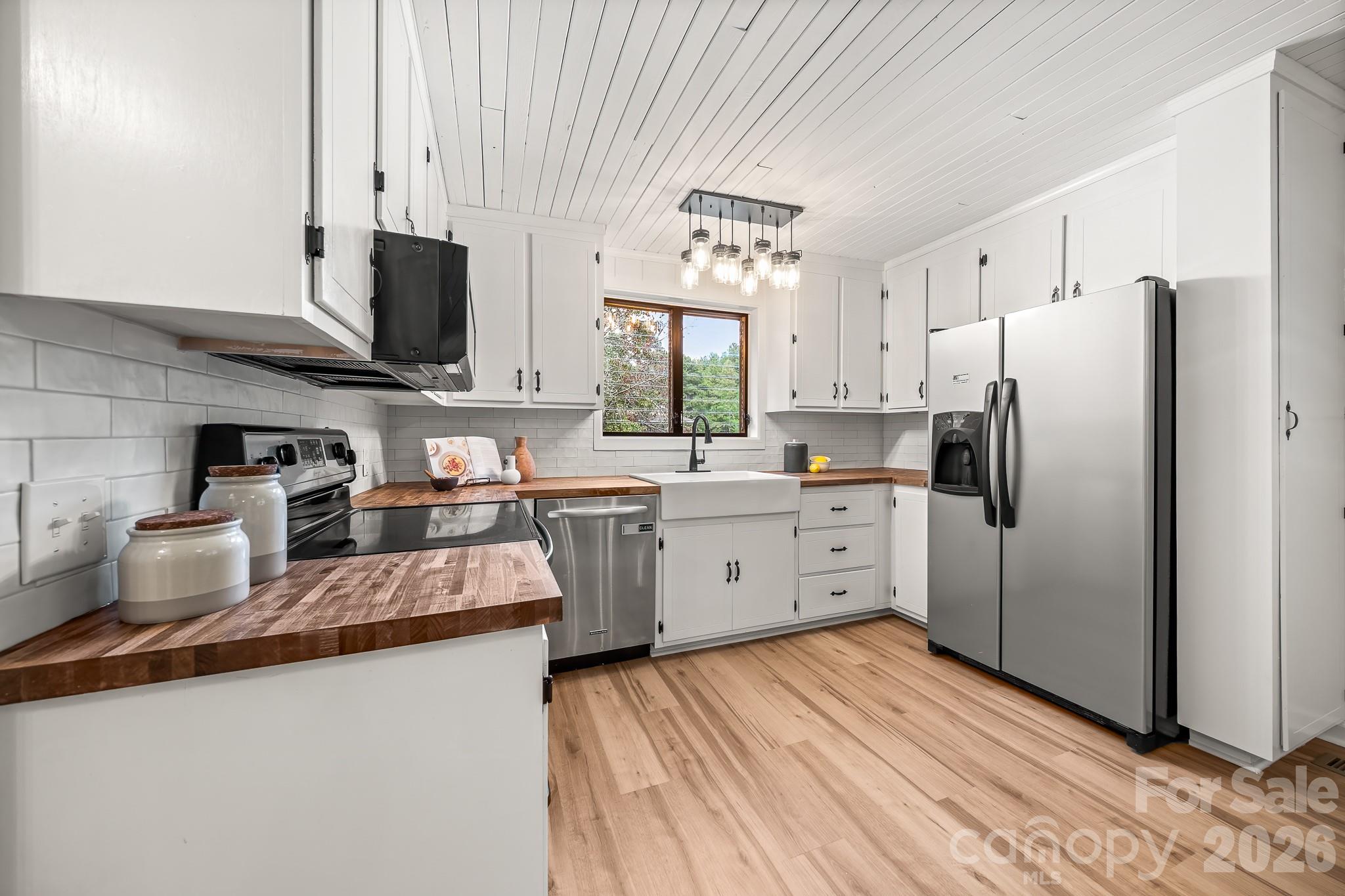 10718 Lancaster Highway — Waxhaw