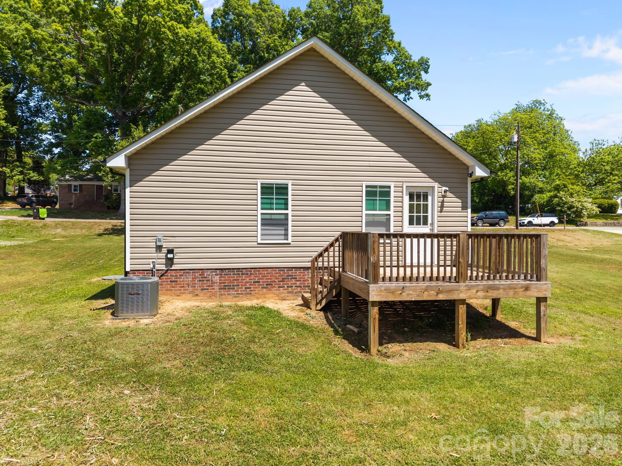 110 Jackson Street — Salisbury