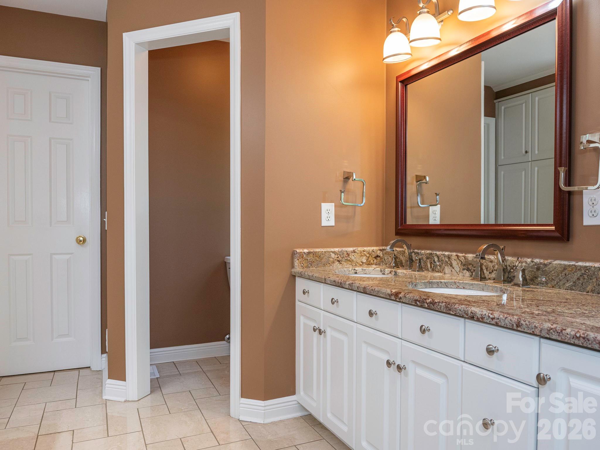 4440 Hucks Road — Charlotte