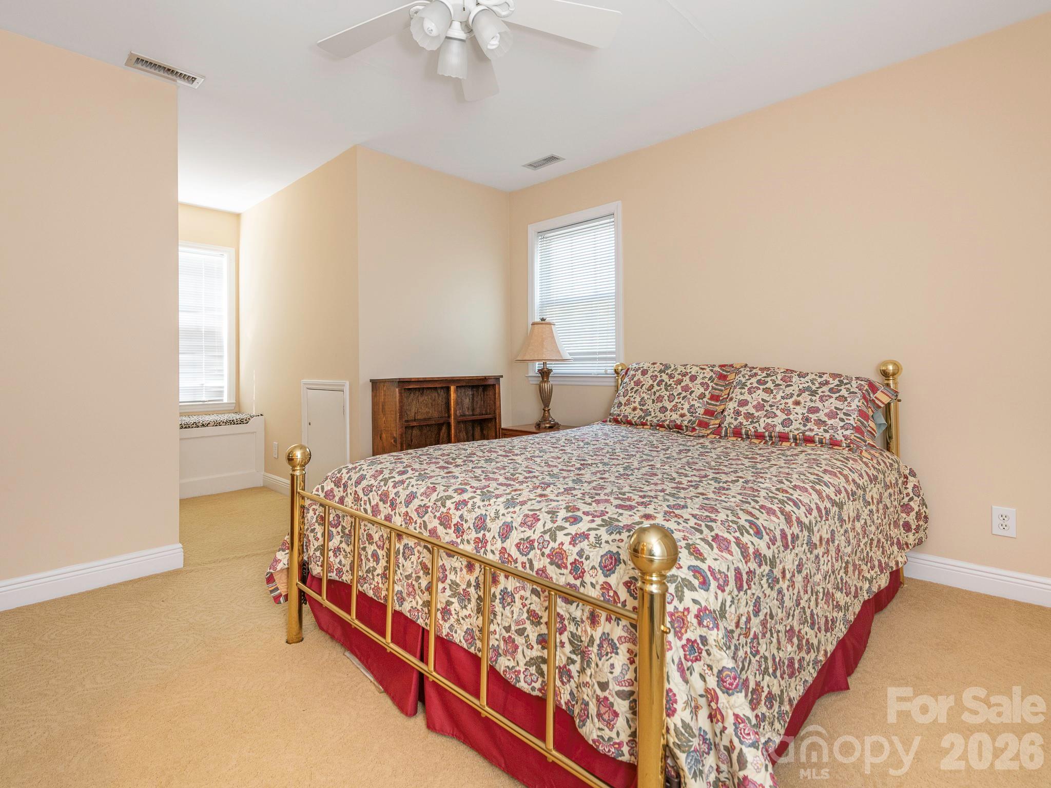 4440 Hucks Road — Charlotte