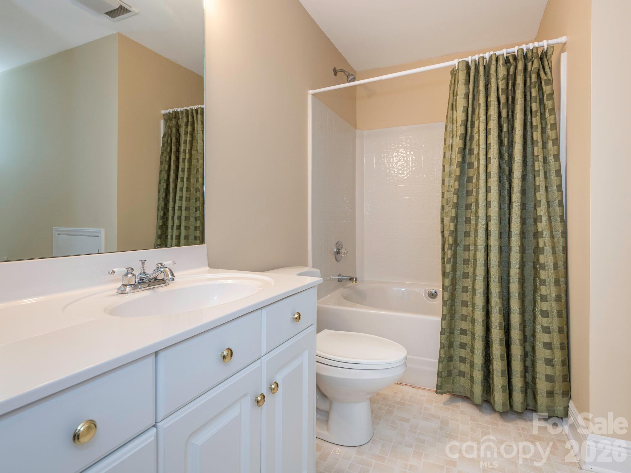 4440 Hucks Road — Charlotte
