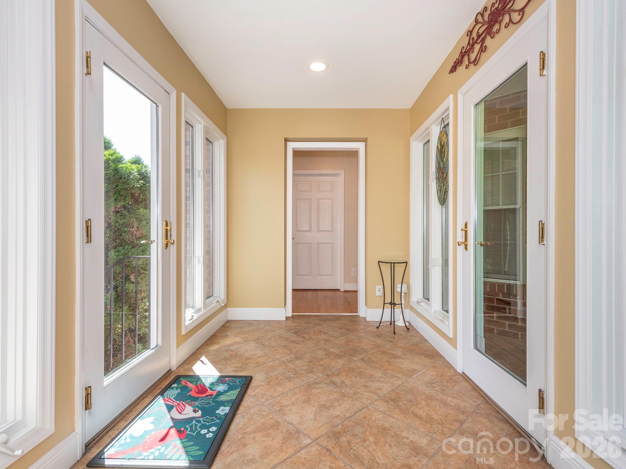 4440 Hucks Road — Charlotte