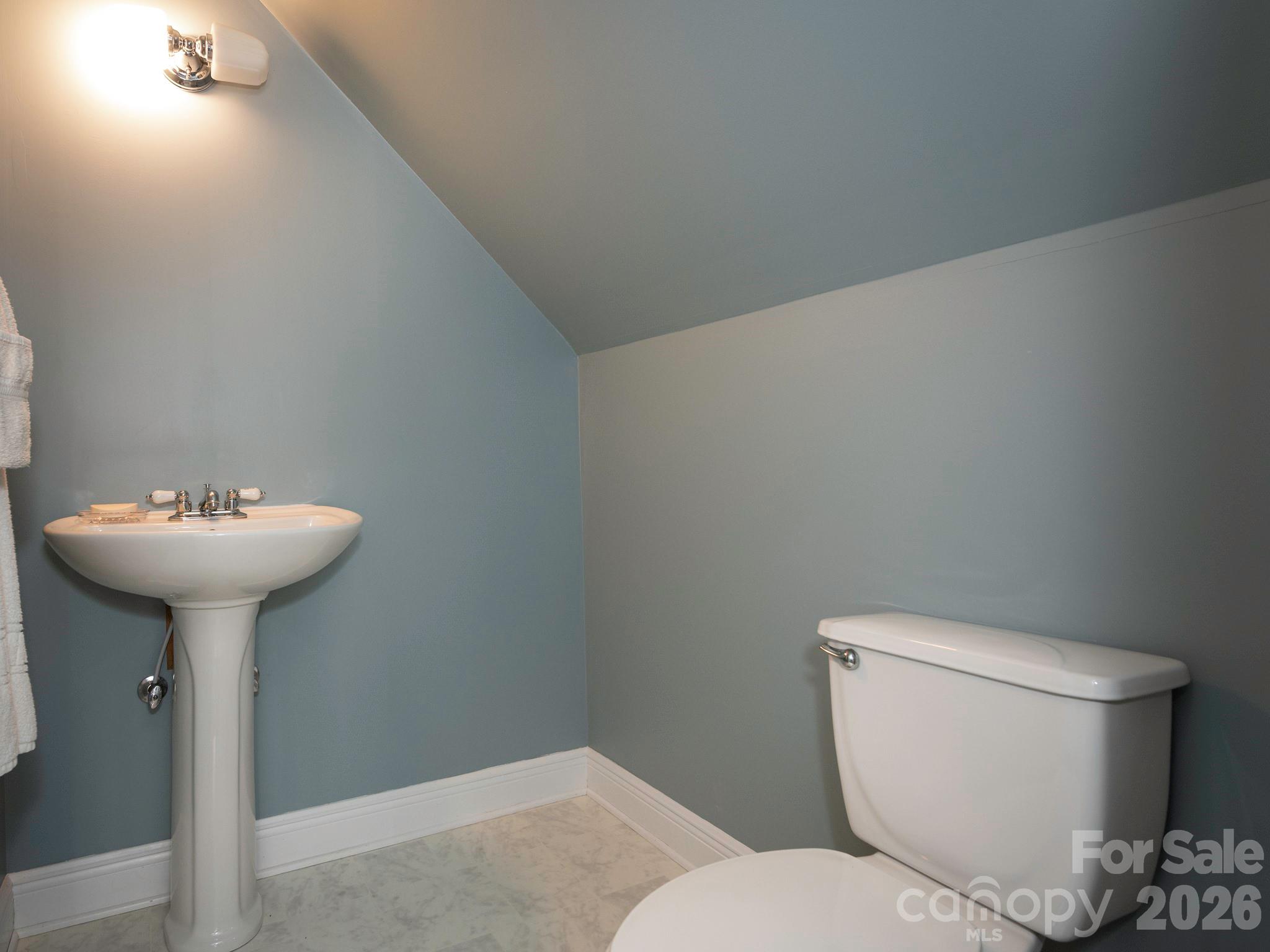 4440 Hucks Road — Charlotte