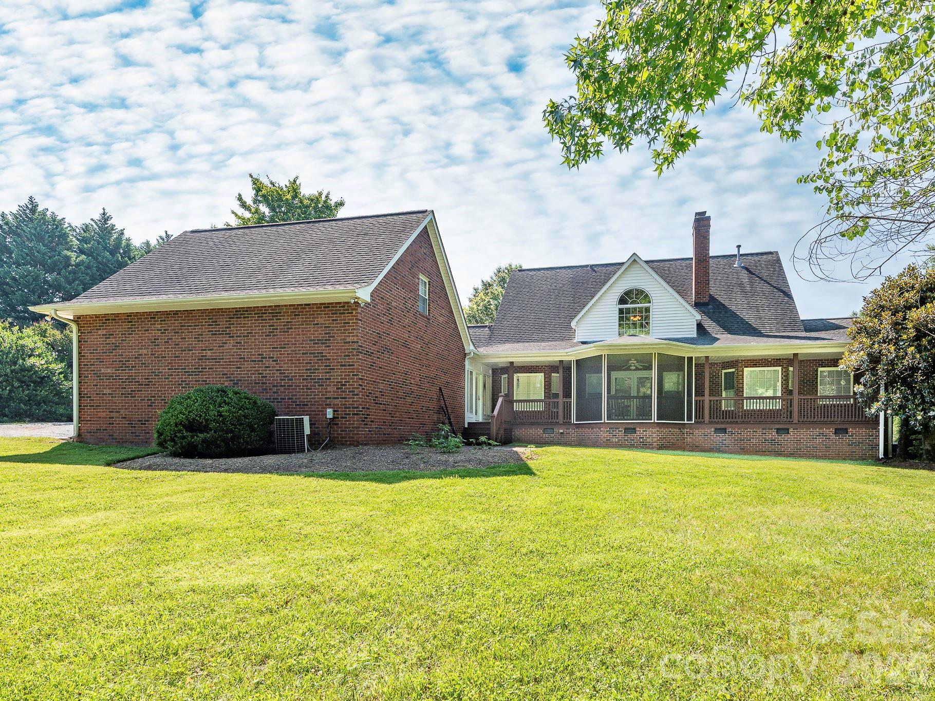 4440 Hucks Road — Charlotte