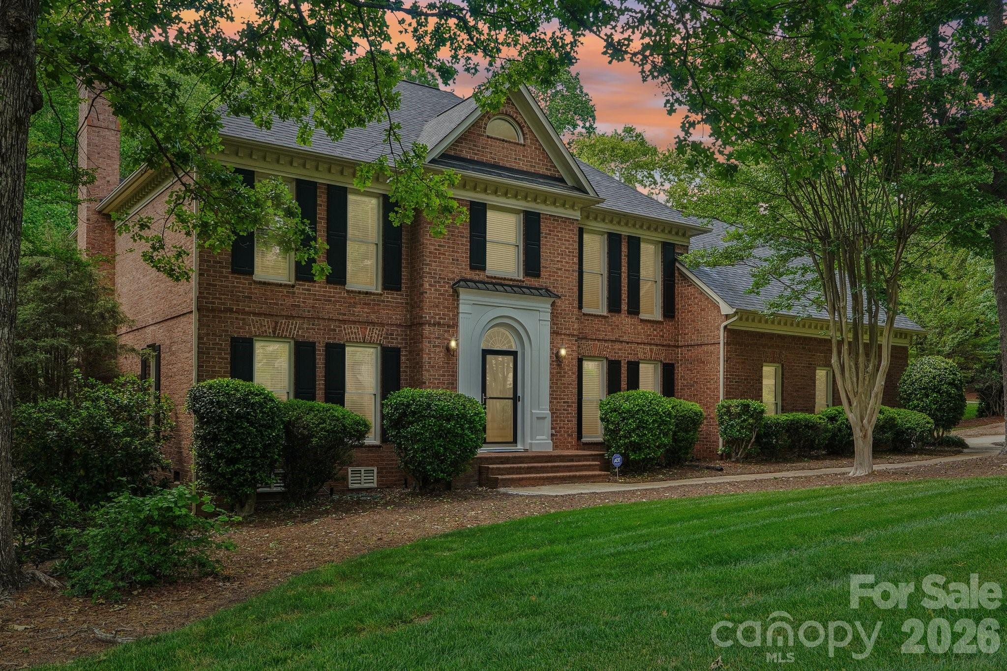5325 Chiltern Hills Trail — Charlotte
