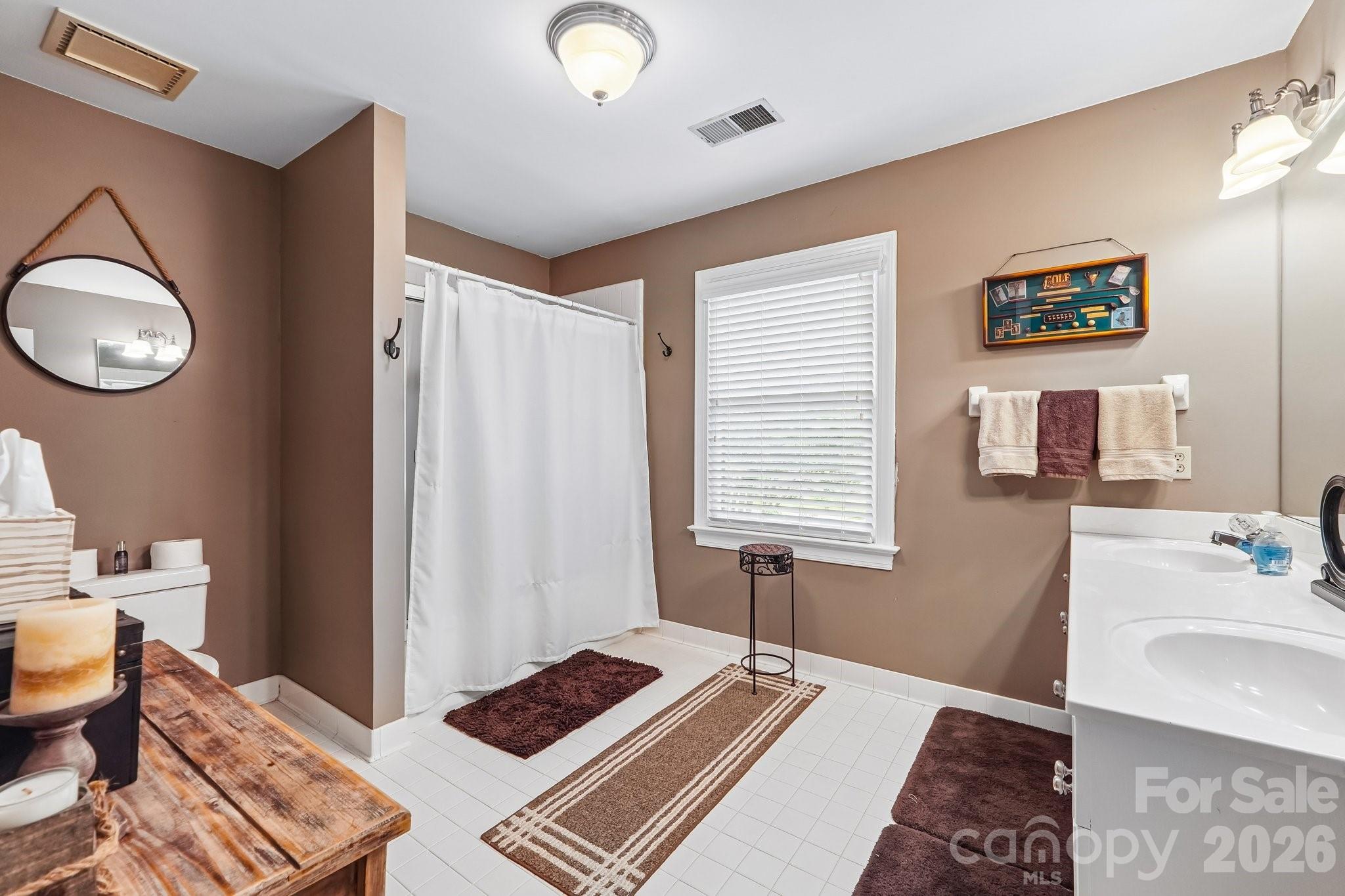 5325 Chiltern Hills Trail — Charlotte