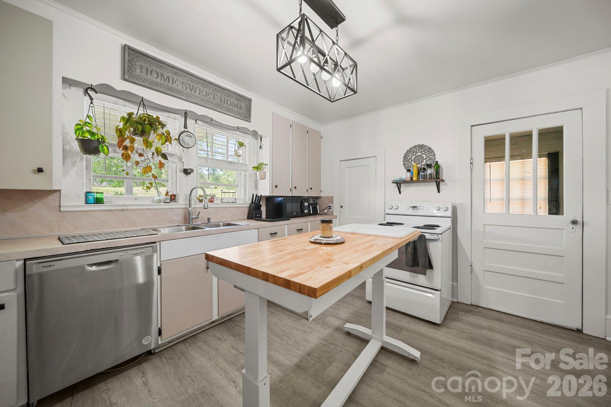 2335 E Main Street — Albemarle