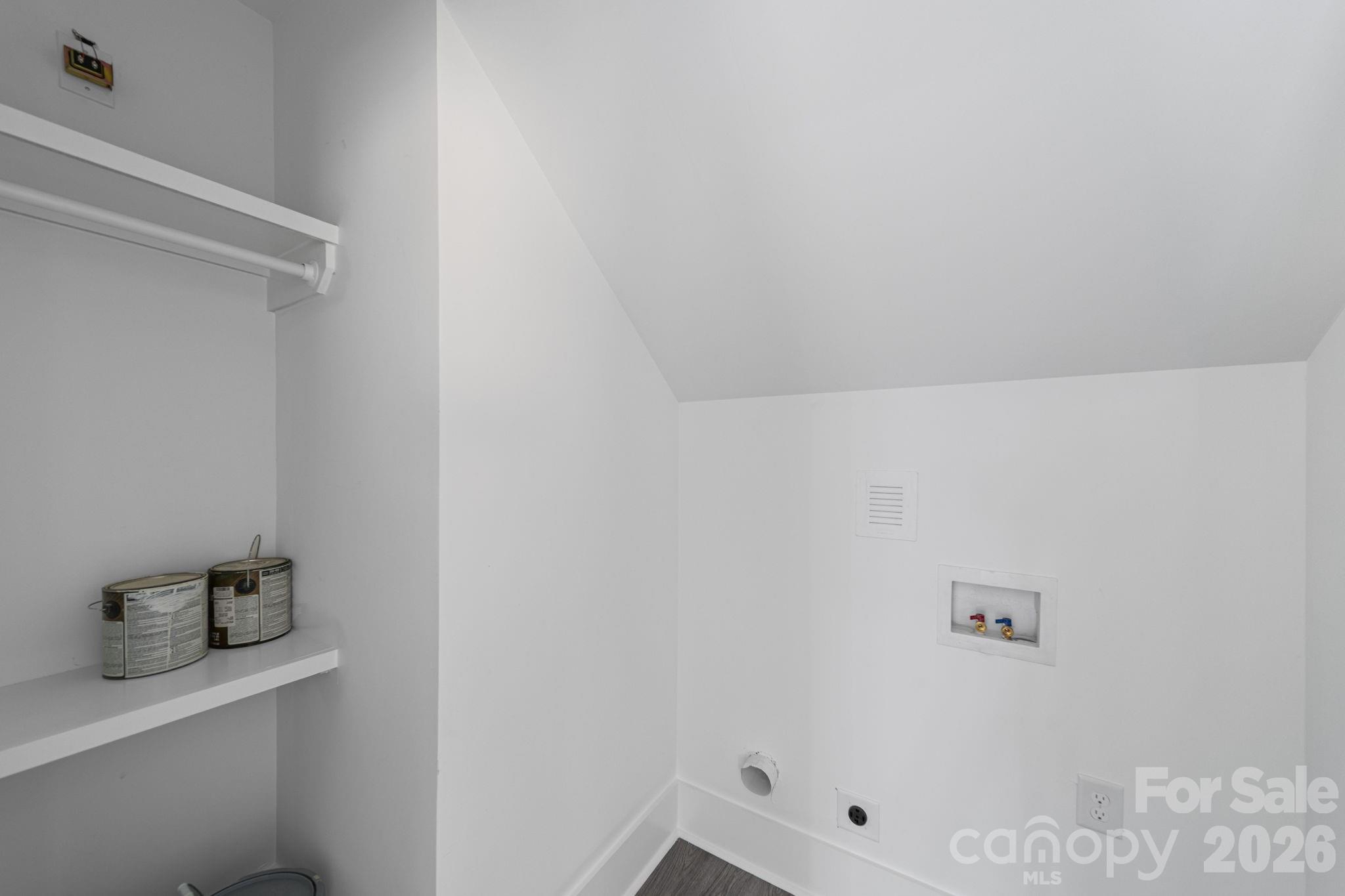 908 Dewey Street — Badin