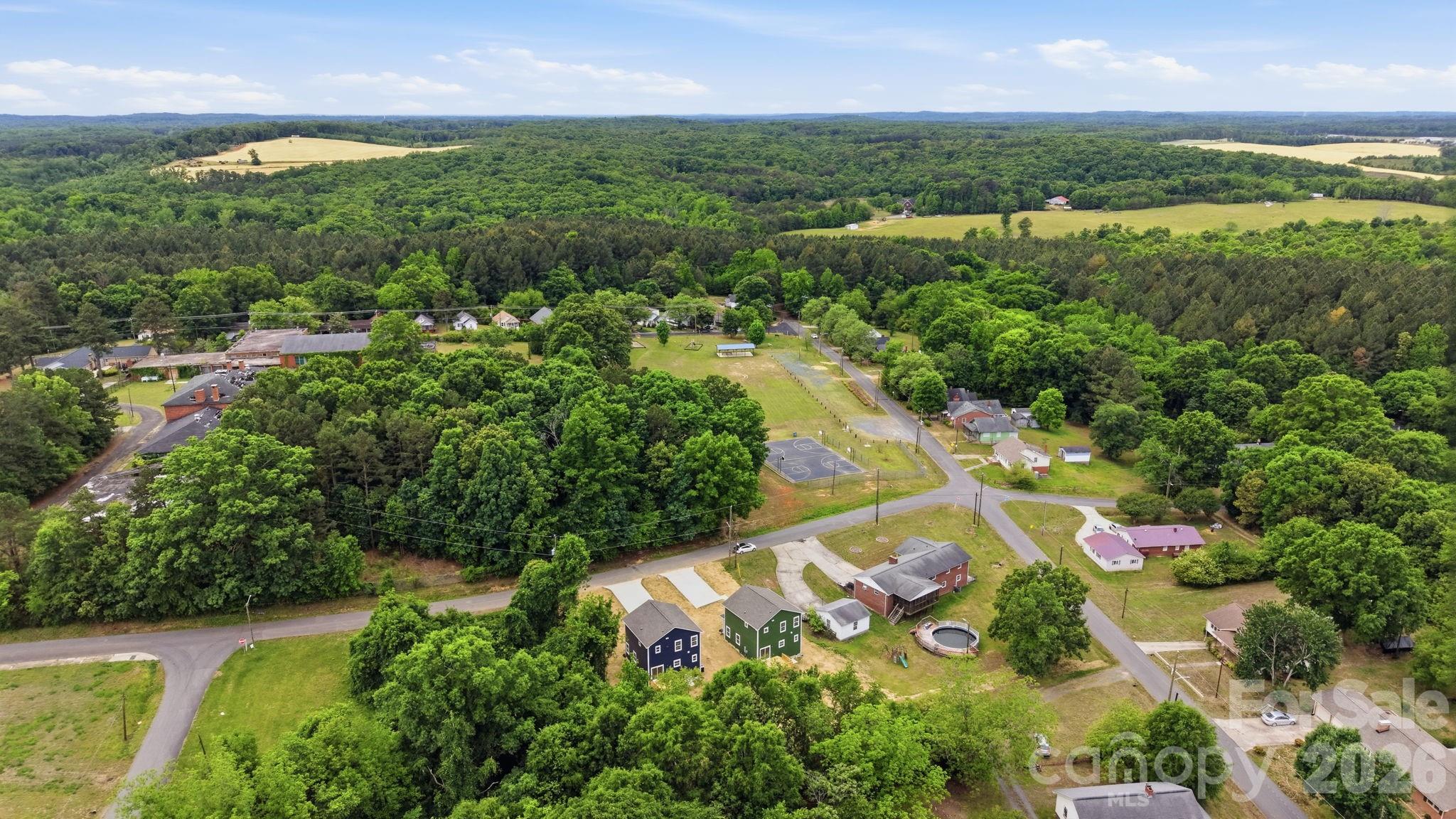 908 Dewey Street — Badin