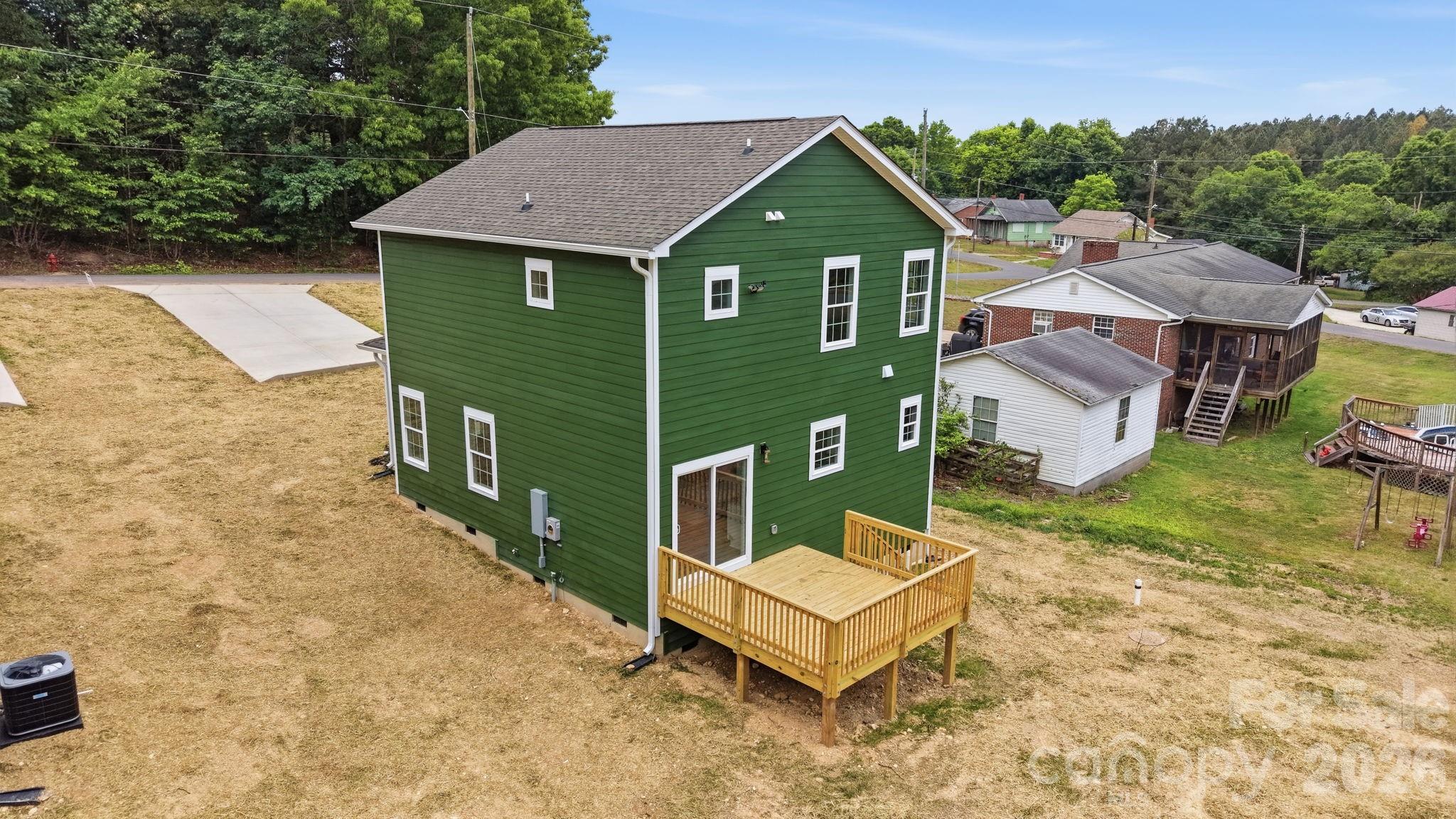 908 Dewey Street — Badin