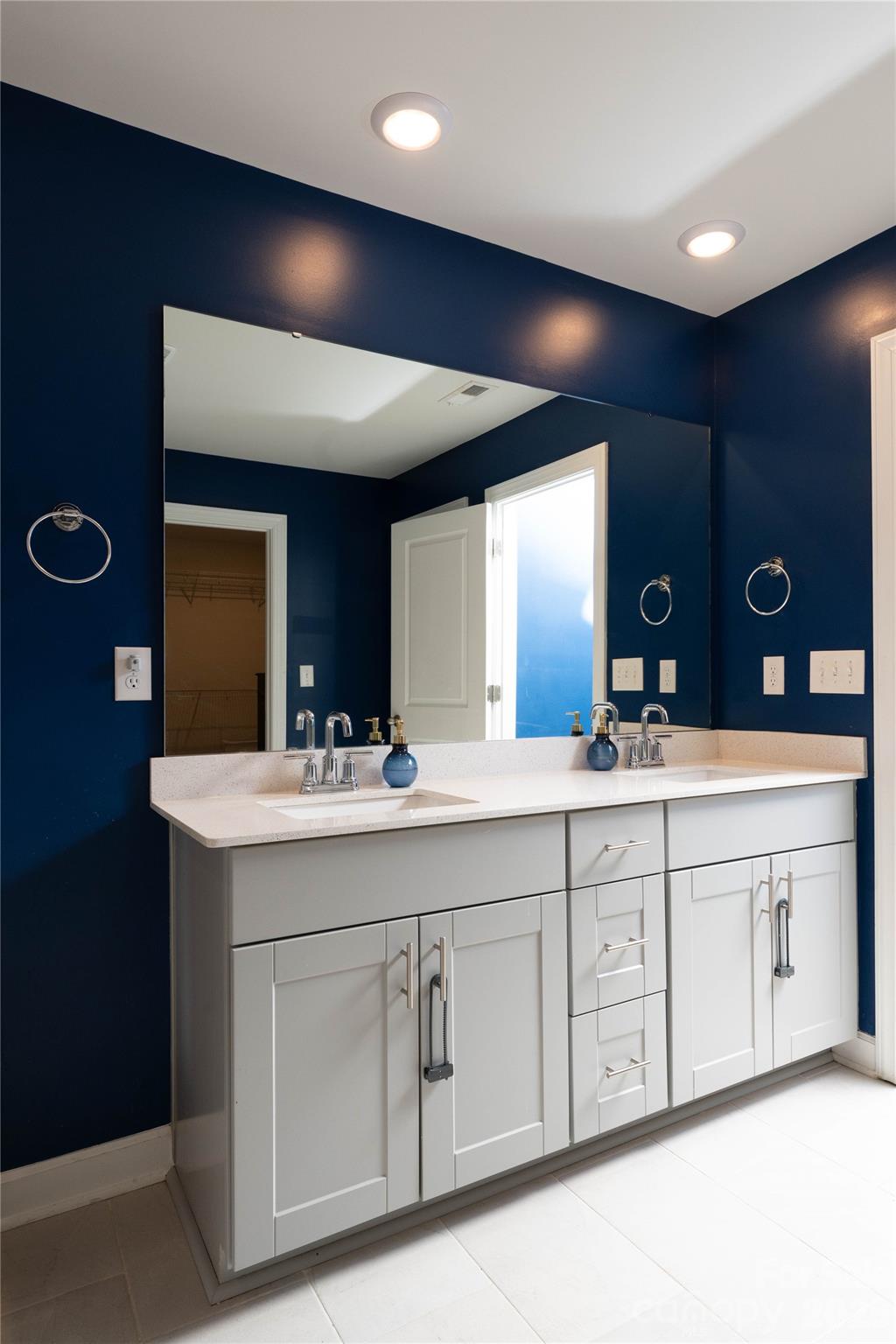 4107 Honey Locust Drive — Charlotte