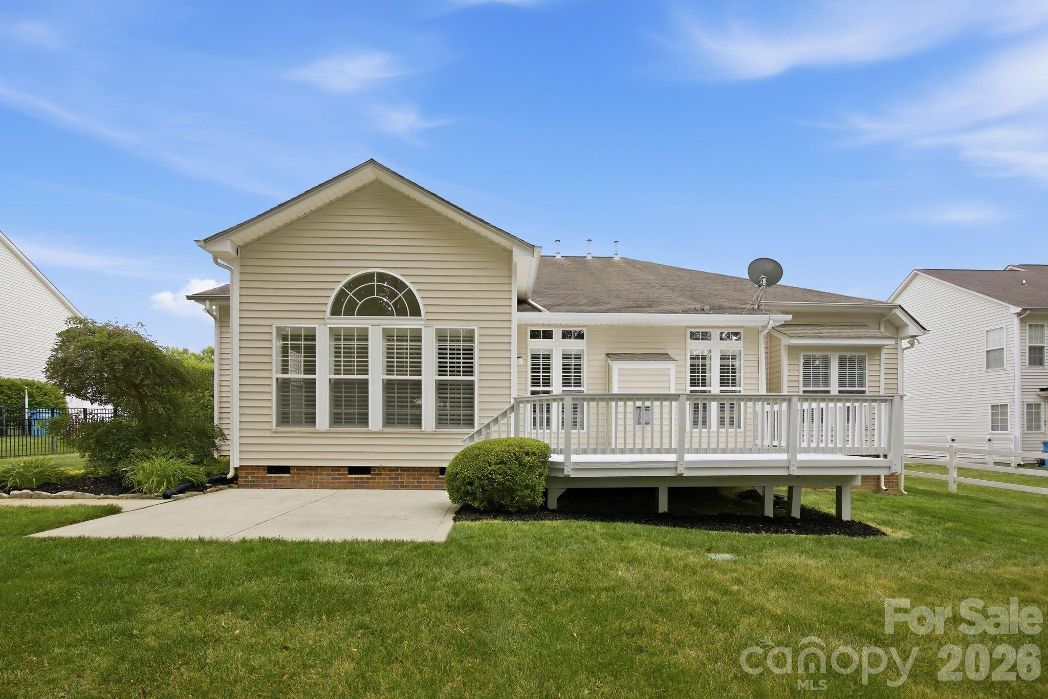 1113 Butterburr Drive — Matthews