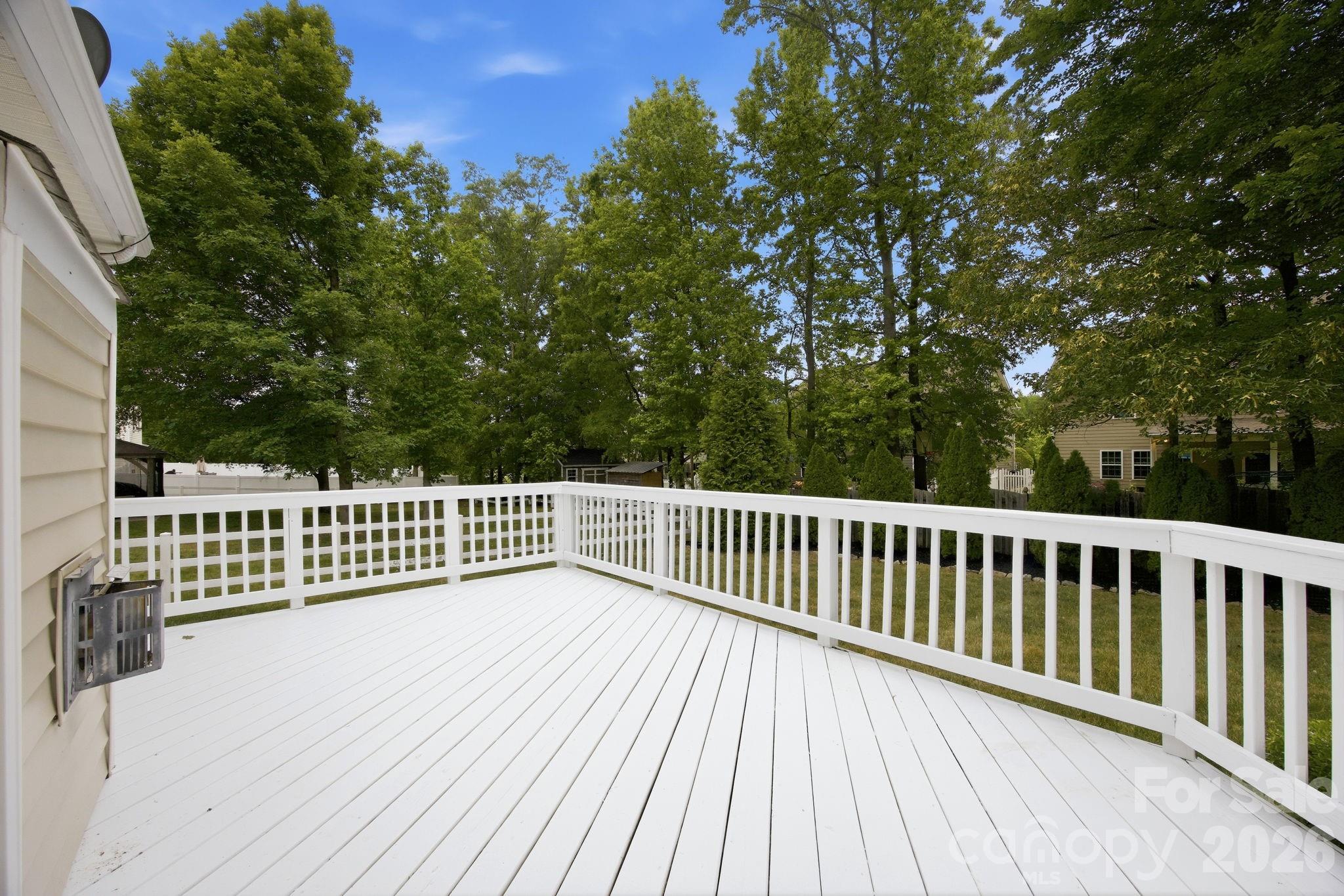 1113 Butterburr Drive — Matthews