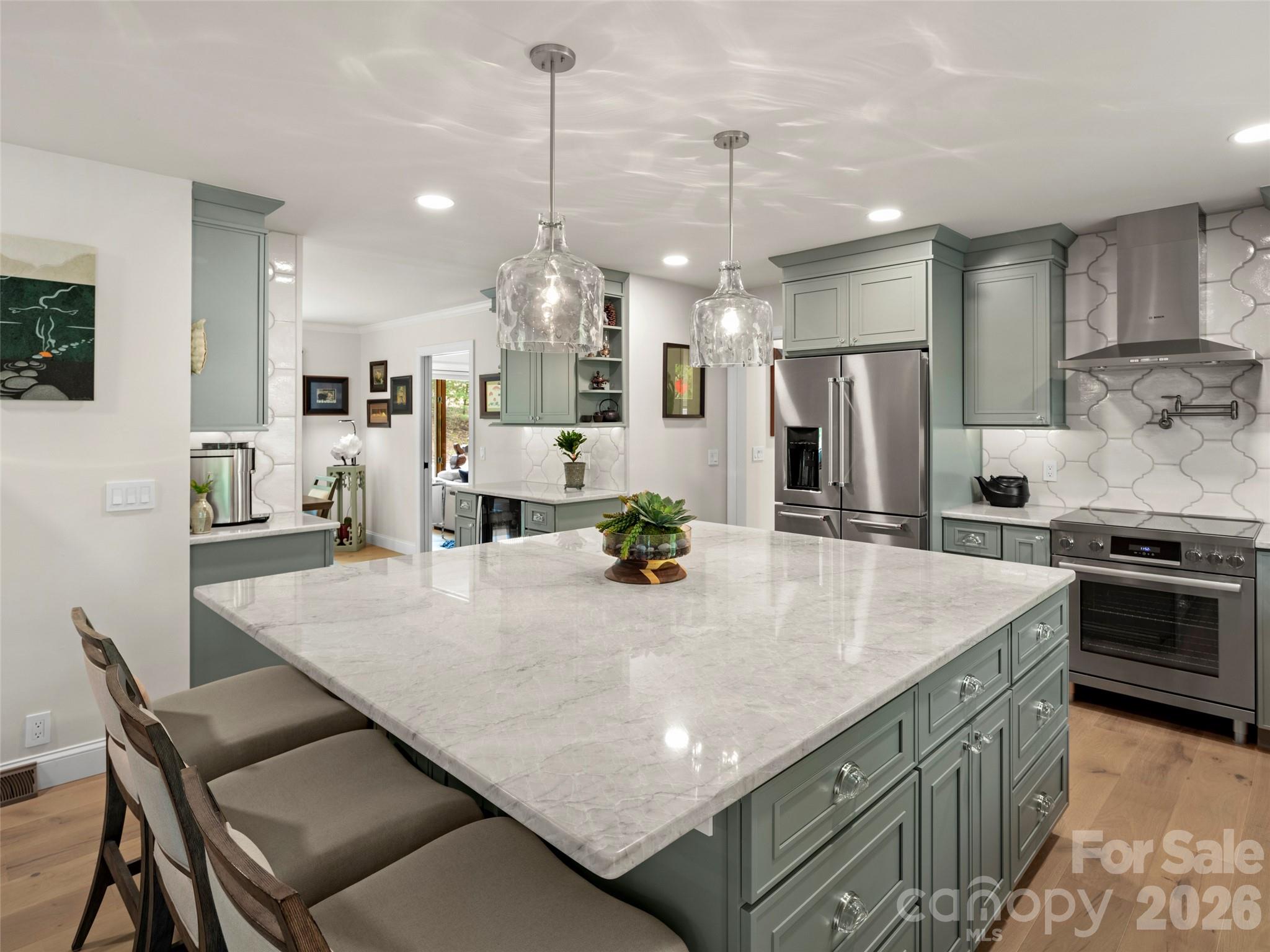 152 Eastmoor Drive — Asheville