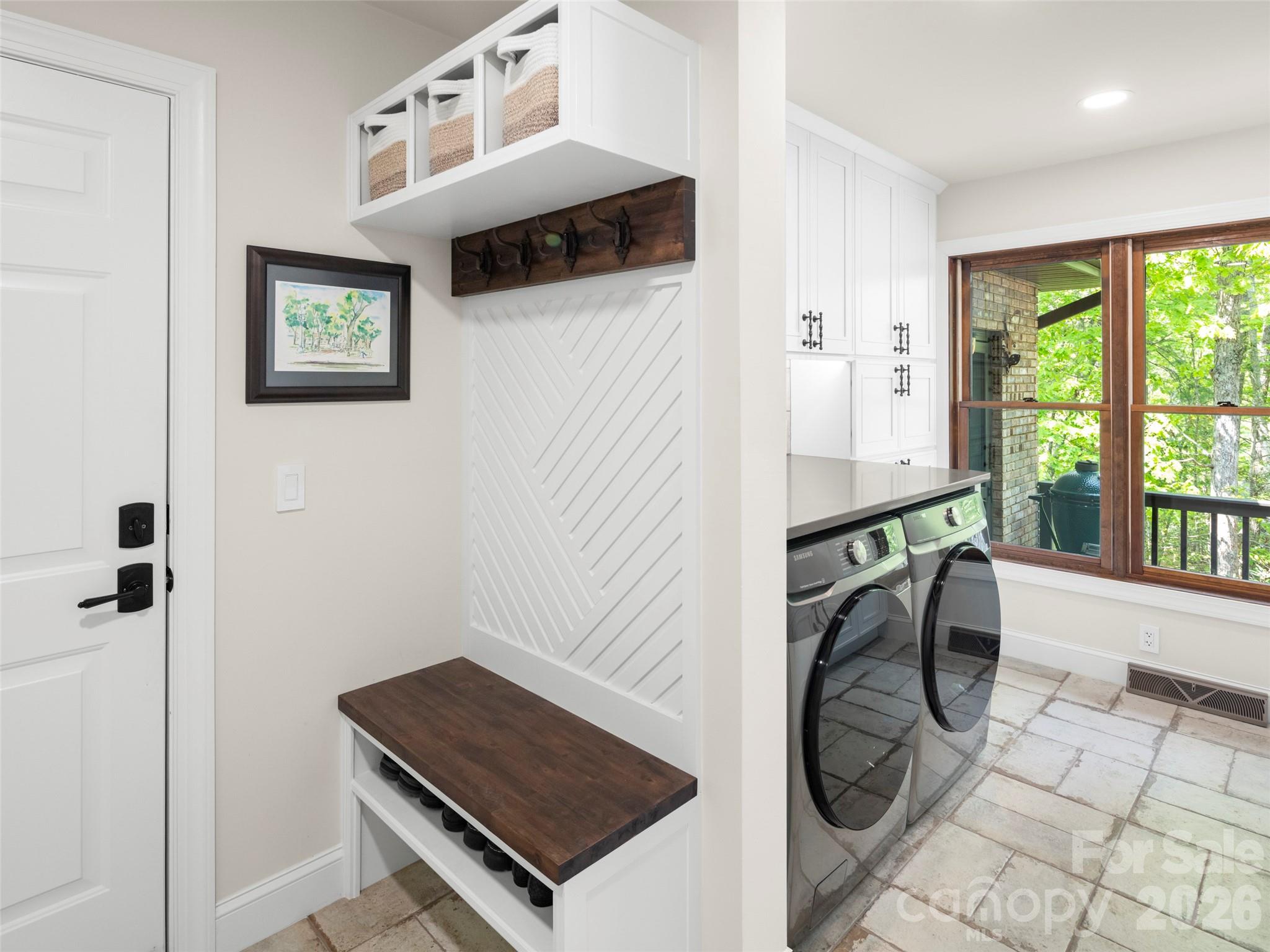 152 Eastmoor Drive — Asheville