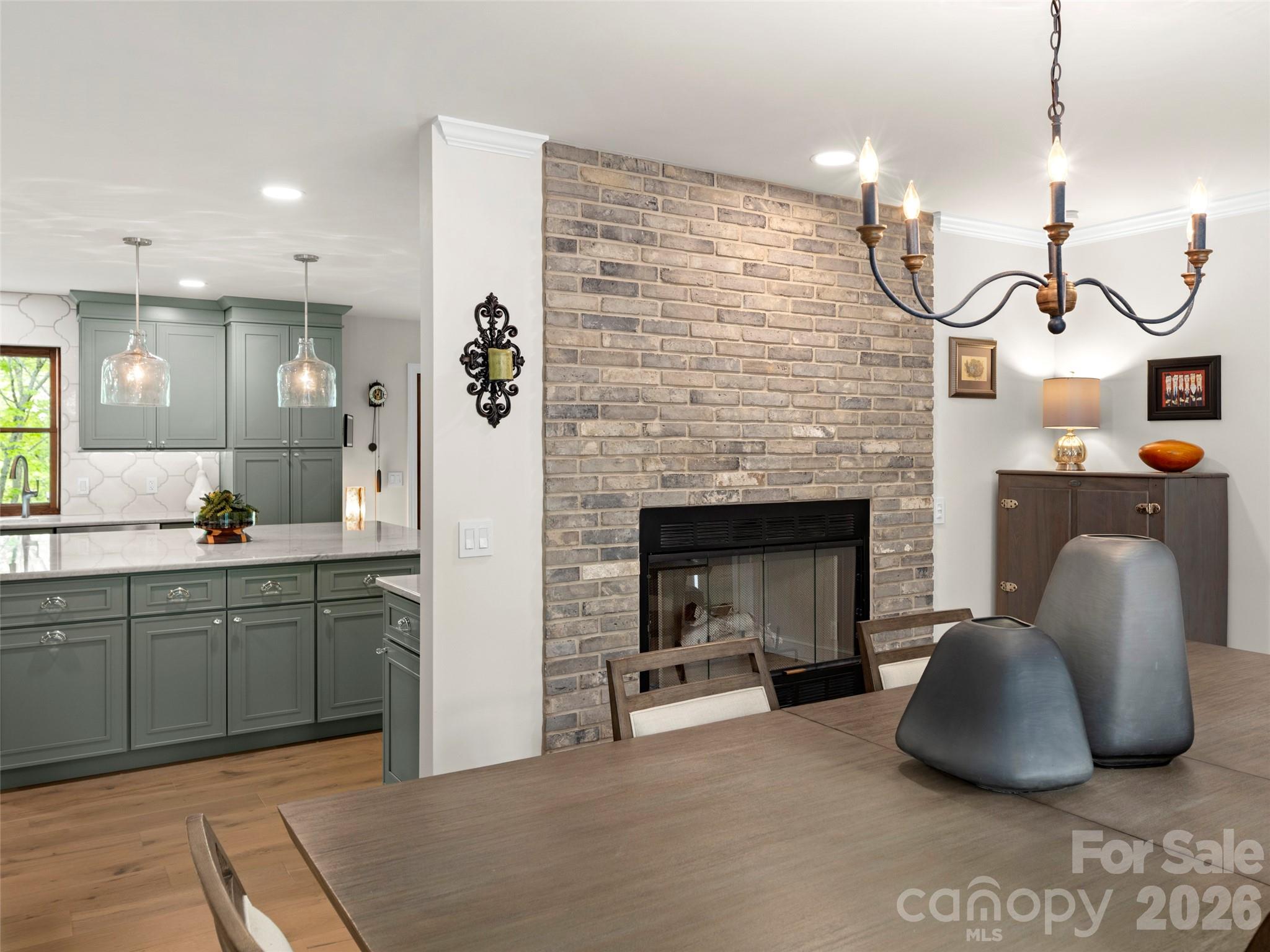 152 Eastmoor Drive — Asheville