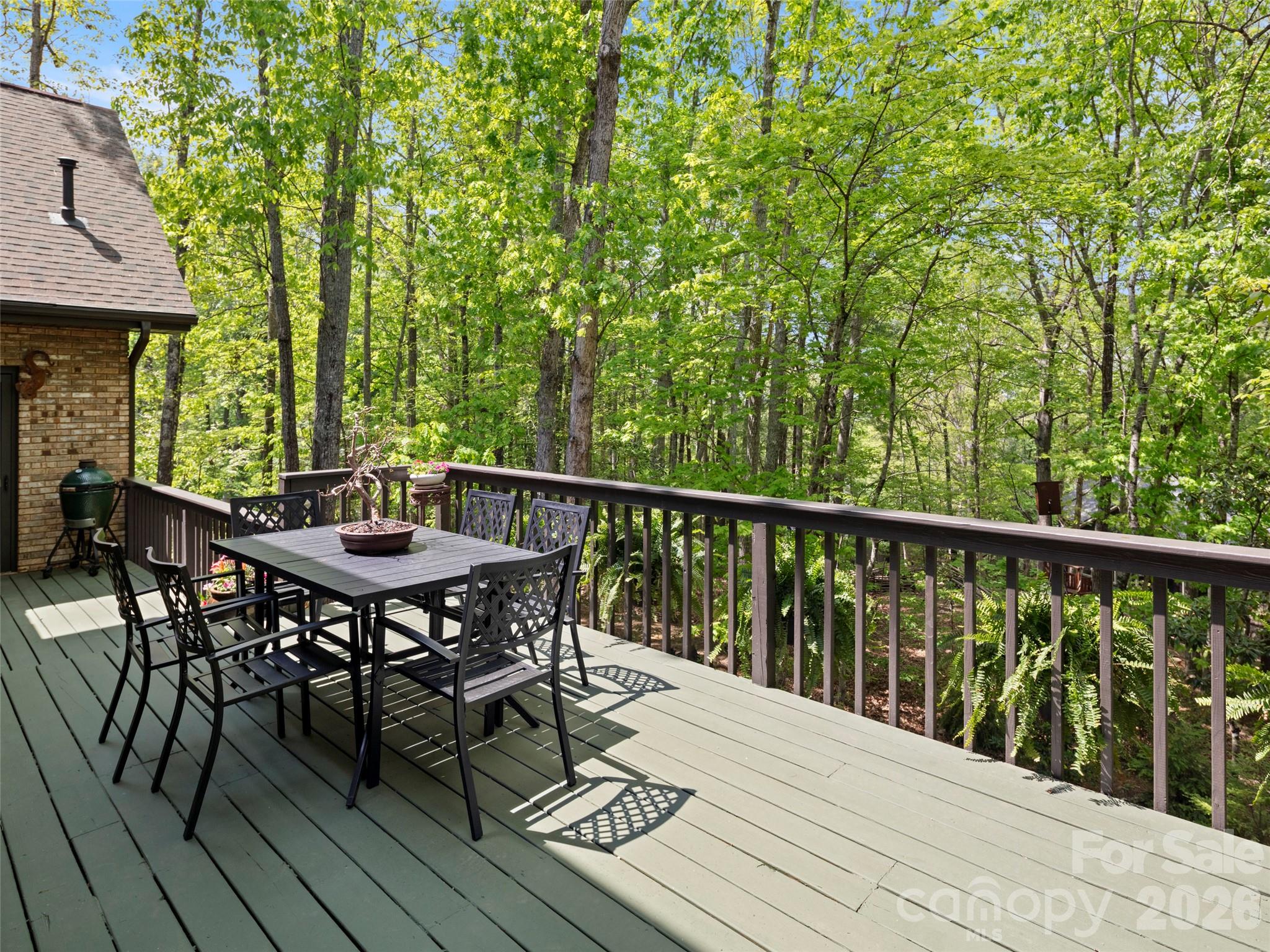 152 Eastmoor Drive — Asheville