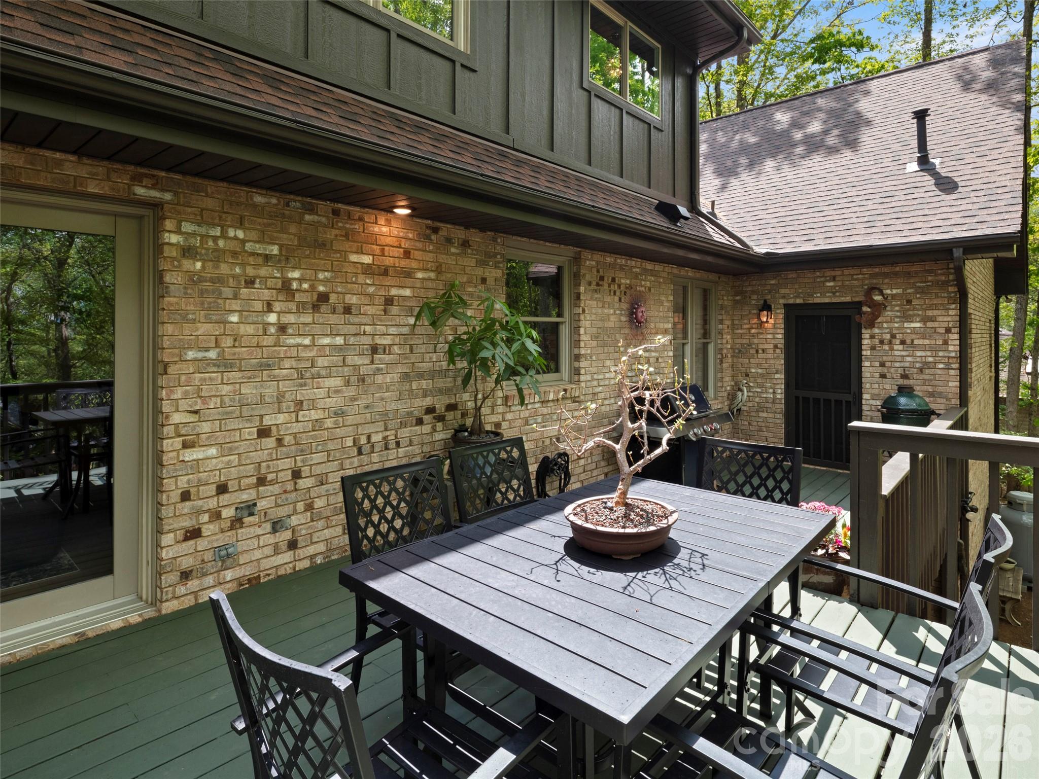 152 Eastmoor Drive — Asheville