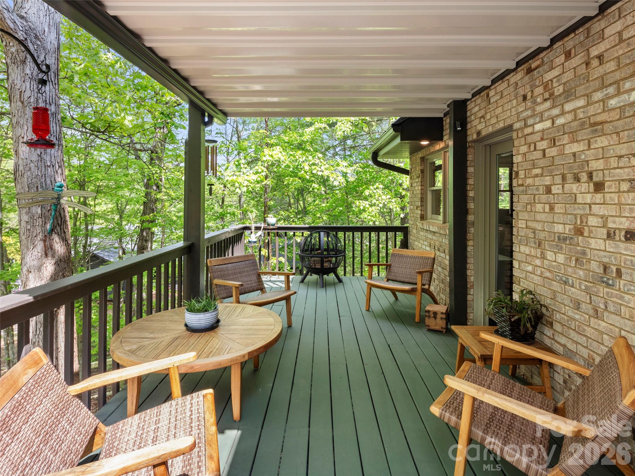 152 Eastmoor Drive — Asheville