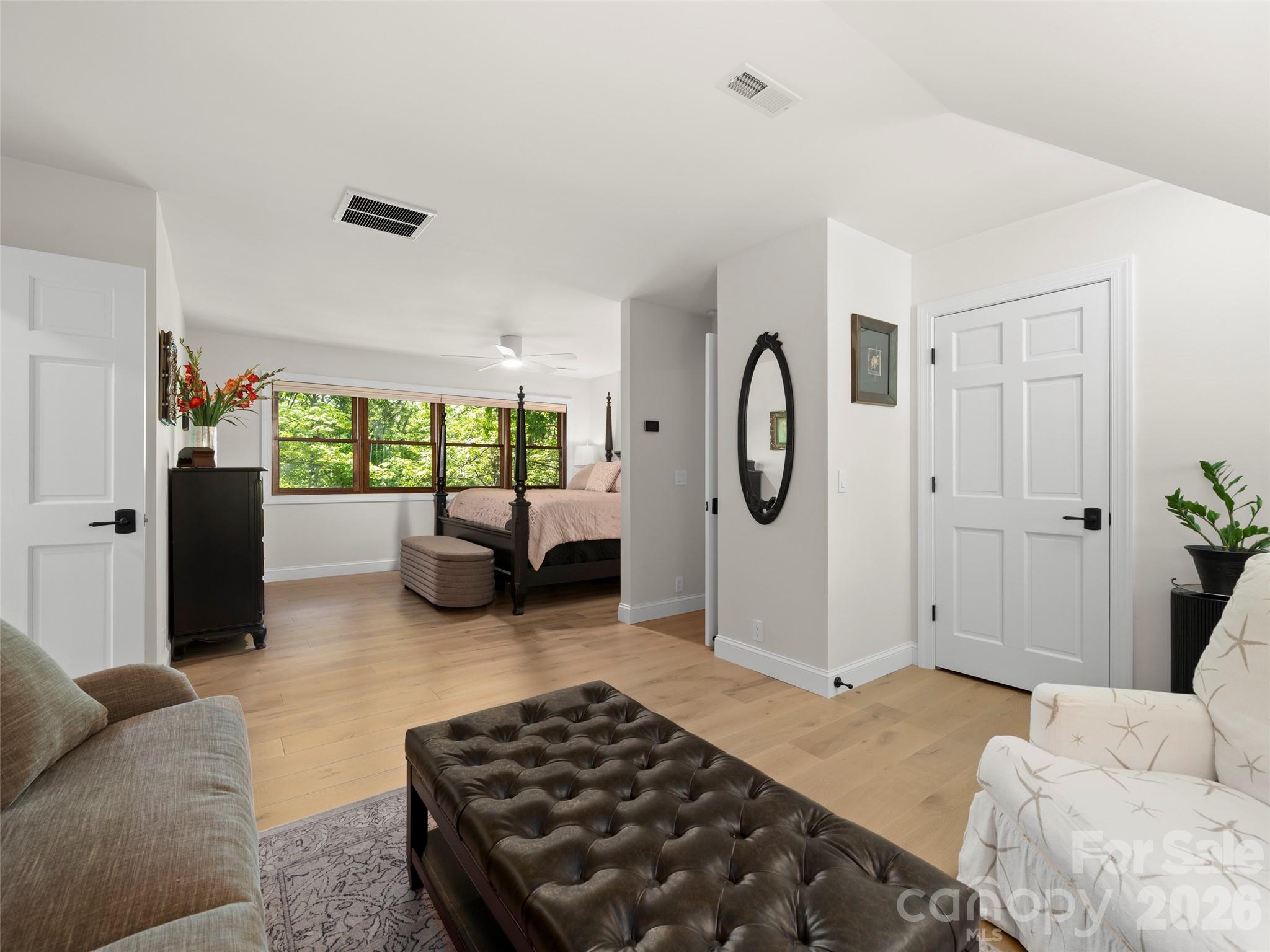 152 Eastmoor Drive — Asheville