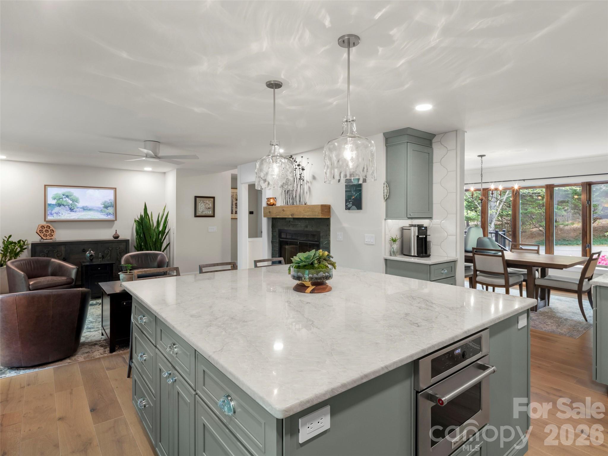 152 Eastmoor Drive — Asheville