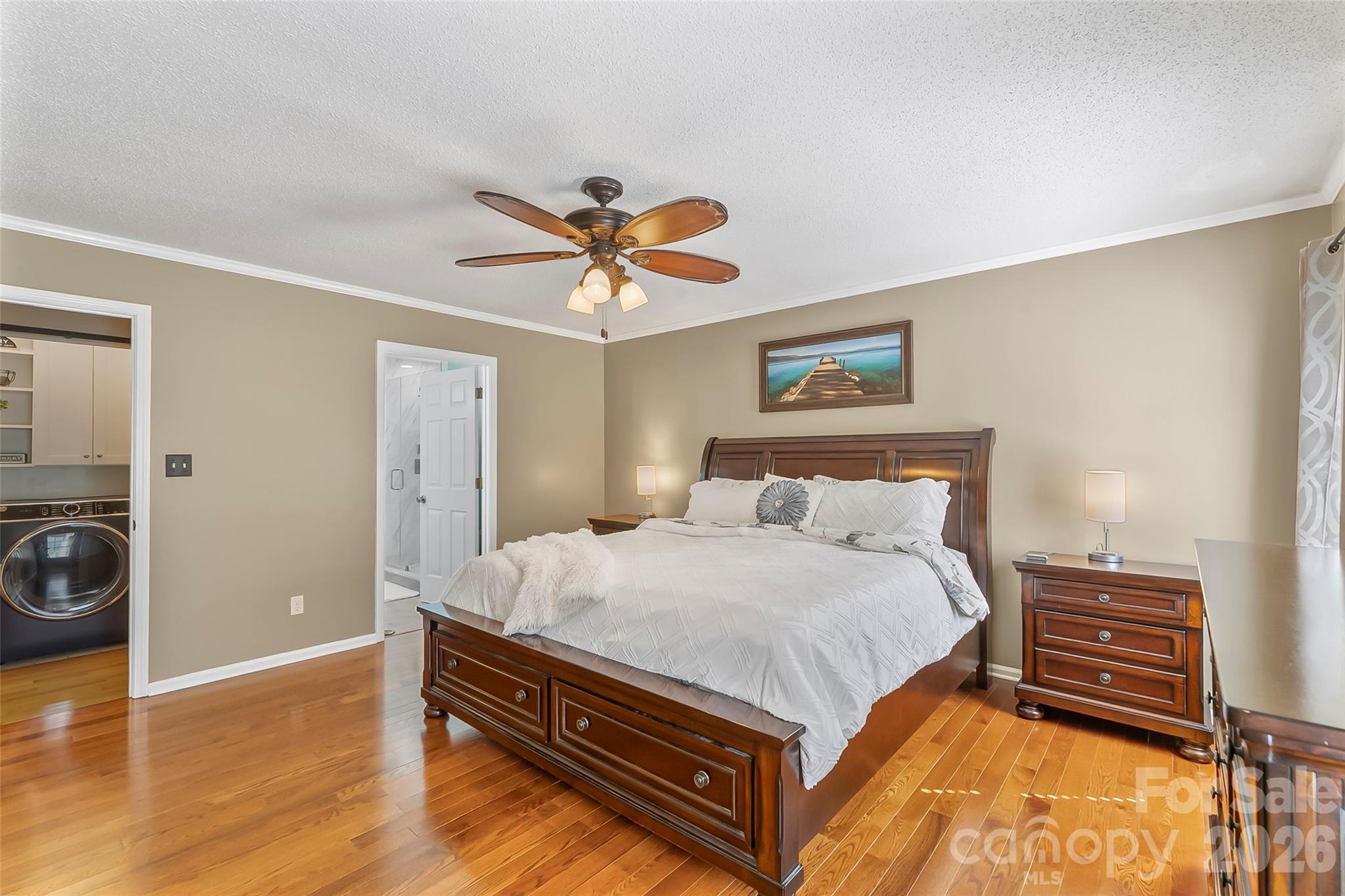 4129 Black Oak Road — Hickory