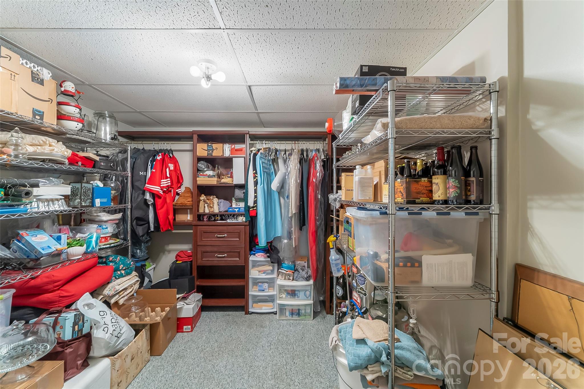 4129 Black Oak Road — Hickory