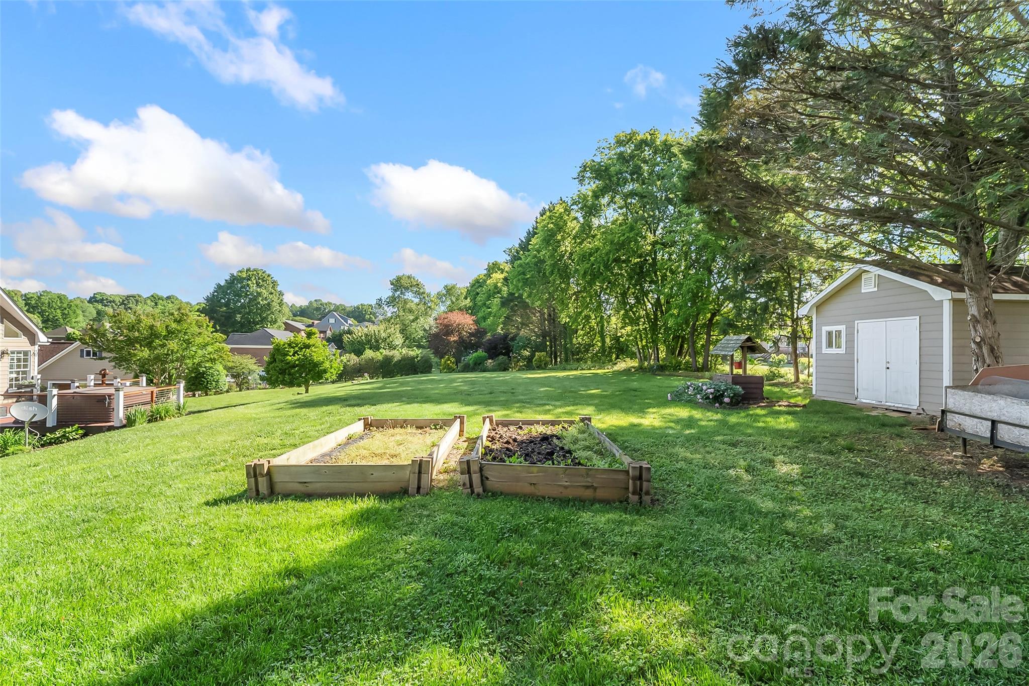 4129 Black Oak Road — Hickory