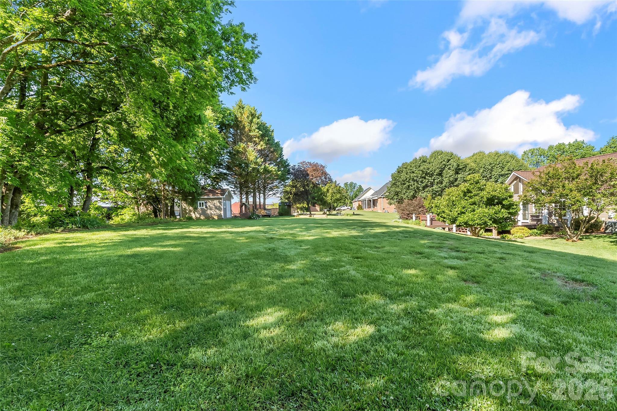 4129 Black Oak Road — Hickory