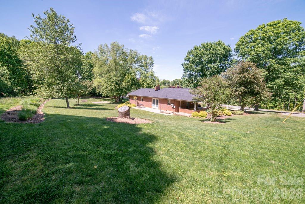 1802 Hopewell Road — Morganton