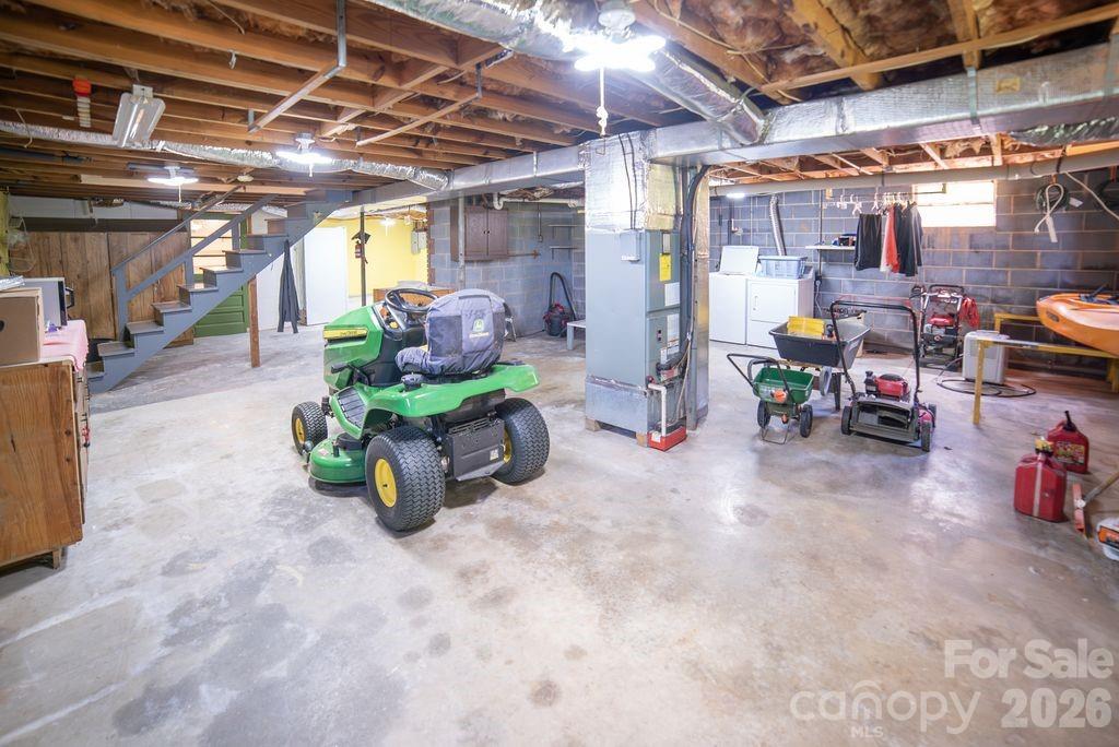 1802 Hopewell Road — Morganton