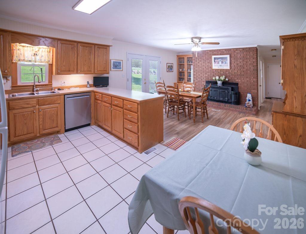 1802 Hopewell Road — Morganton
