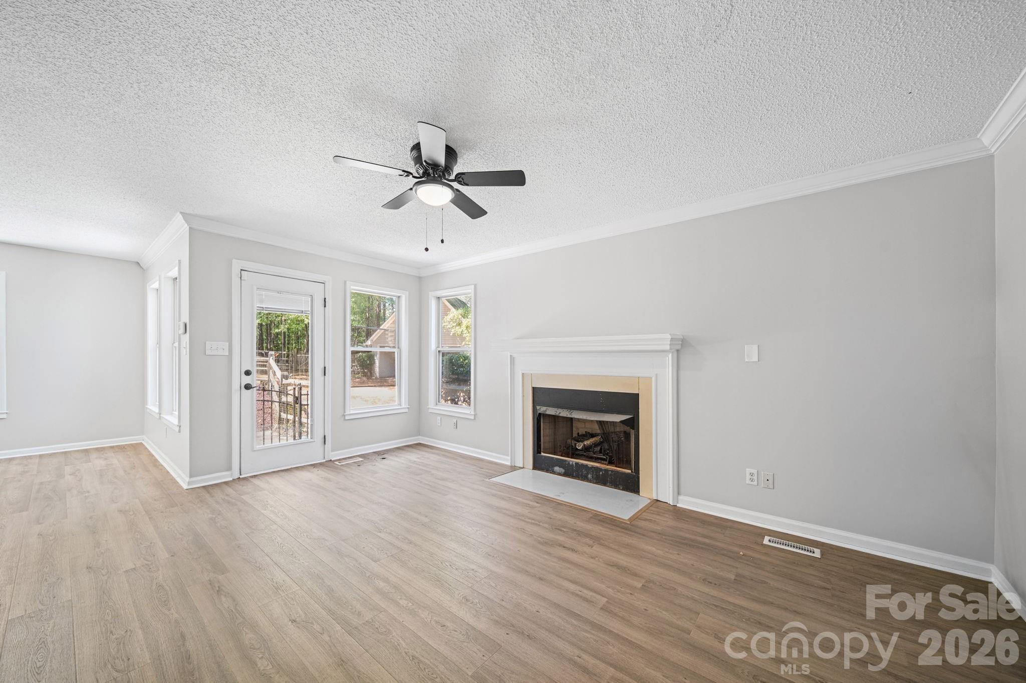 934 Clover Park Drive — Clover