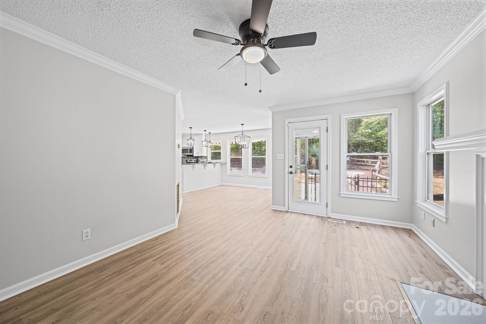 934 Clover Park Drive — Clover