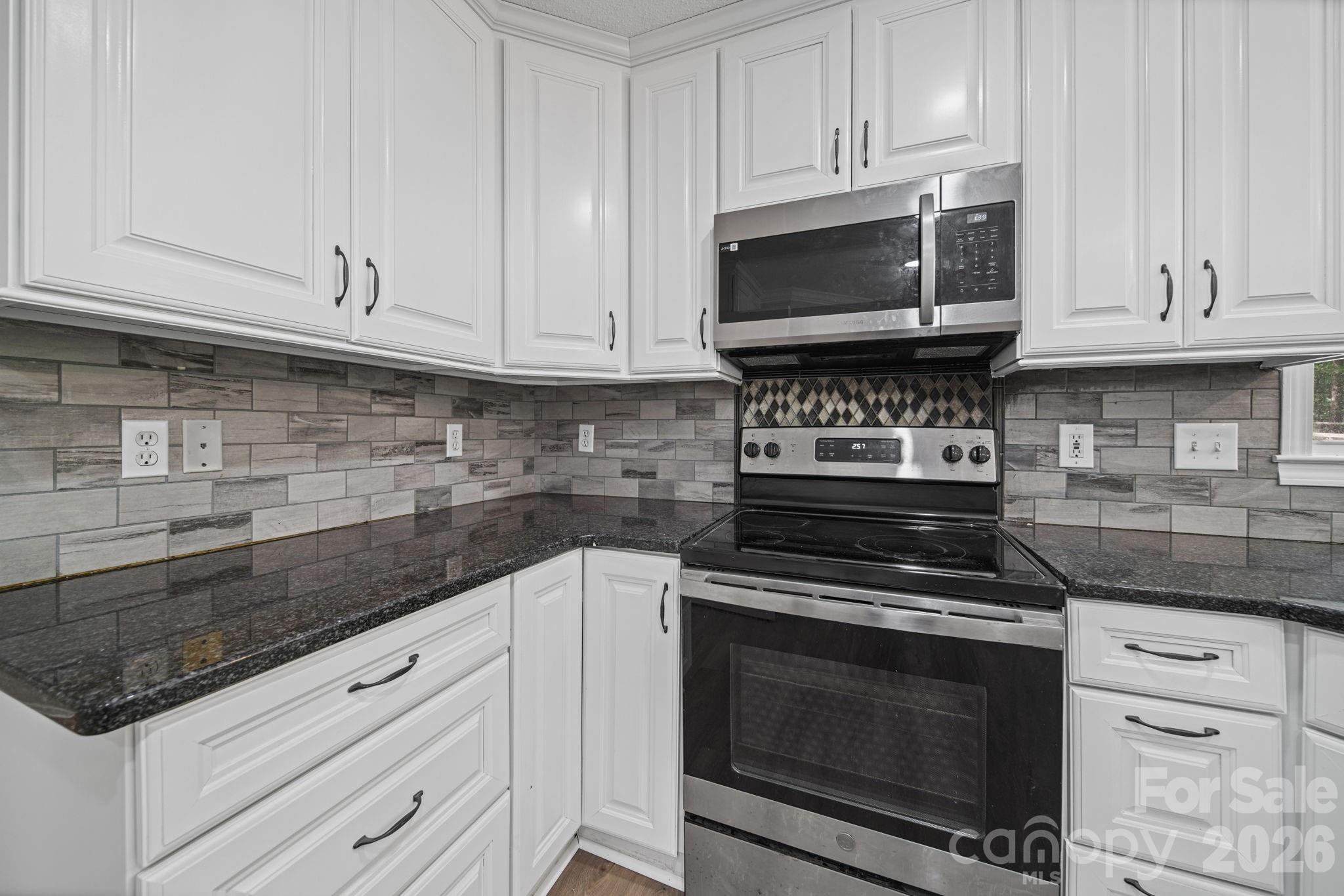 934 Clover Park Drive — Clover