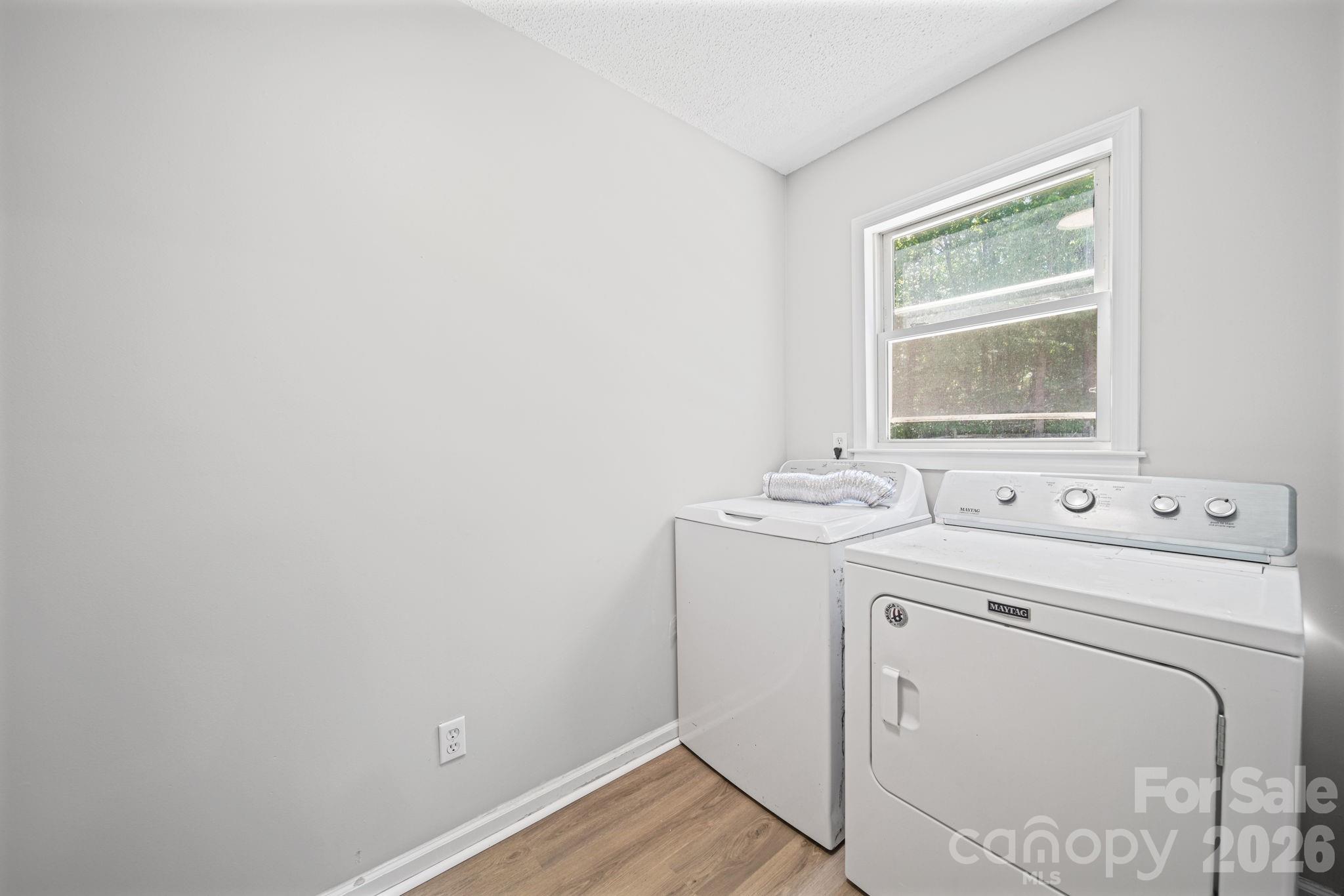 934 Clover Park Drive — Clover