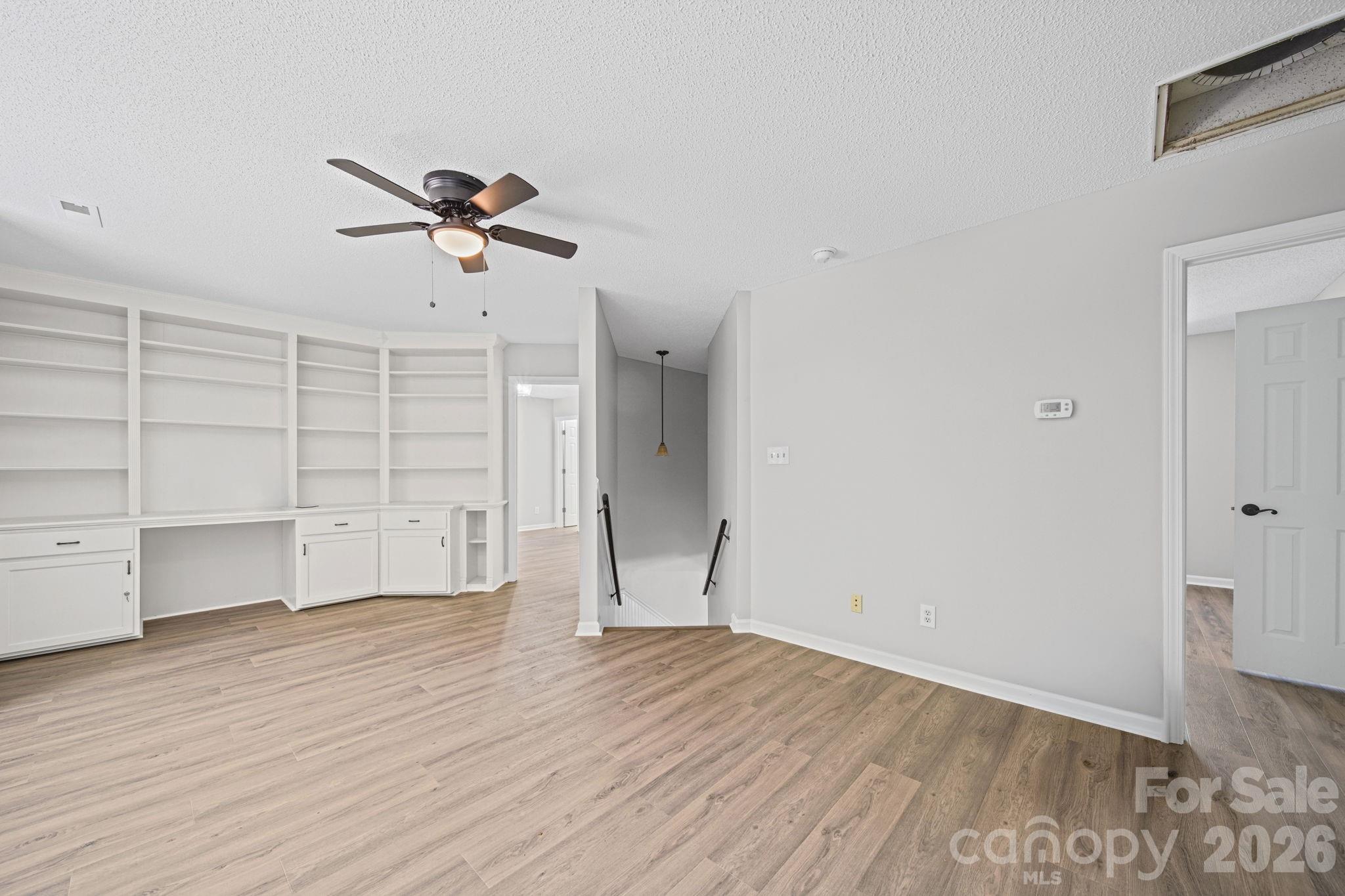 934 Clover Park Drive — Clover